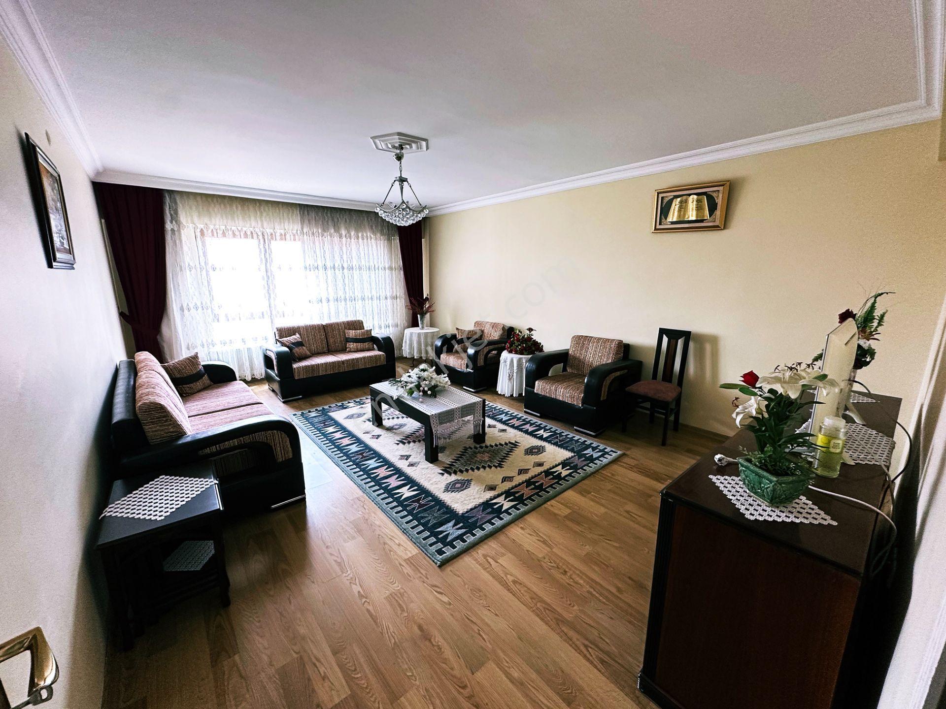 Cihandan Seval Cadde Üstü Şehir Hastane Yakını Kiralık 3+1 Daire - Görsel 2