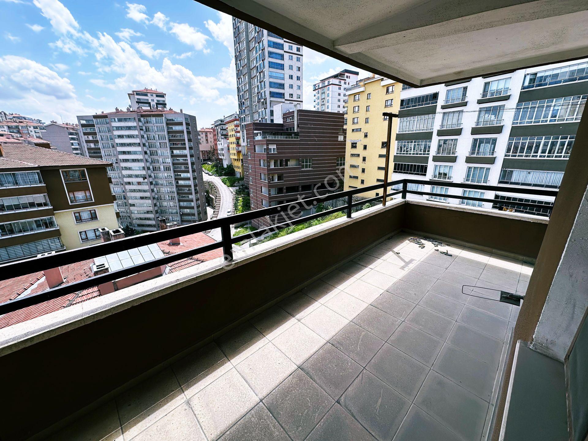 Cihandan Seval Cadde Üstü Şehir Hastane Yakını Kiralık 3+1 Daire - Görsel 25