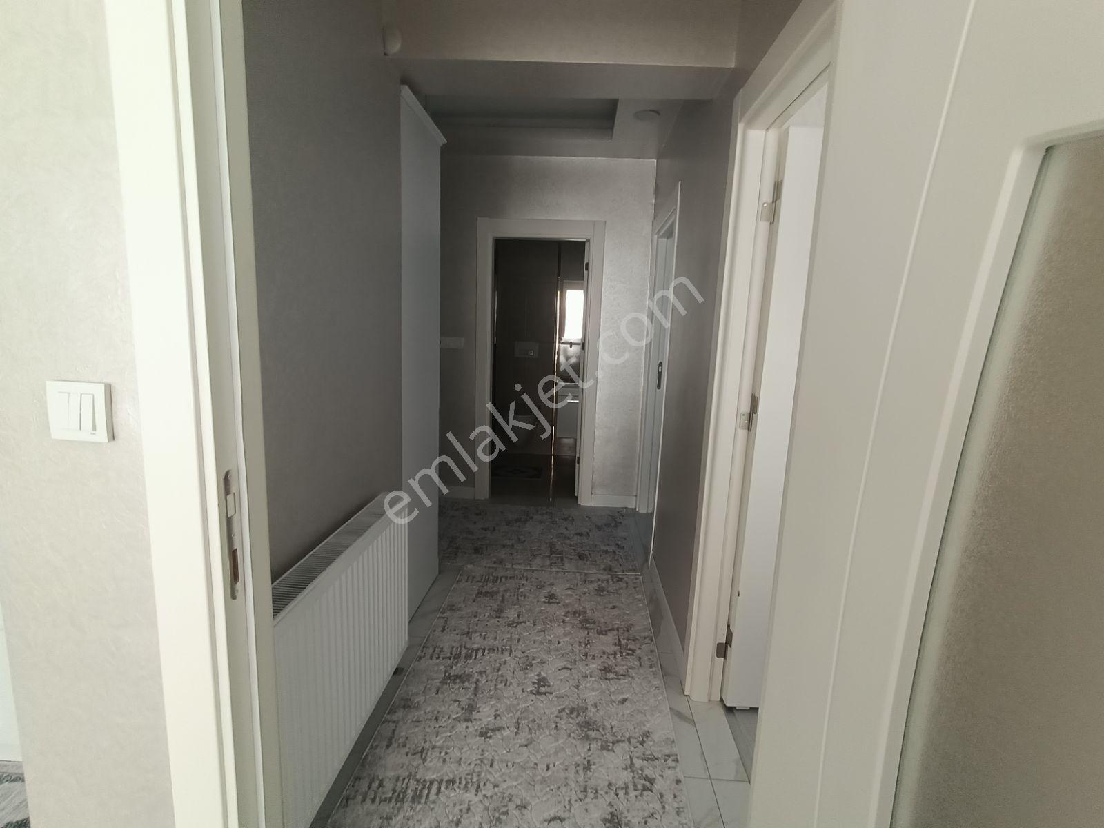 Kuvayi Milliye Cad. Üzerinde Eşyalı Satılık 2+0 Lüx Arakat Daire - Görsel 19