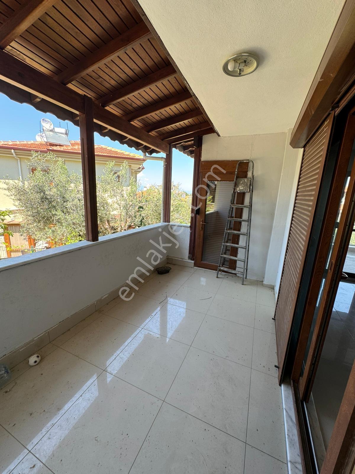 Ayvalık Aliçetinkaya Mahallesin'de 5+2 Satılık Villa - Görsel 21