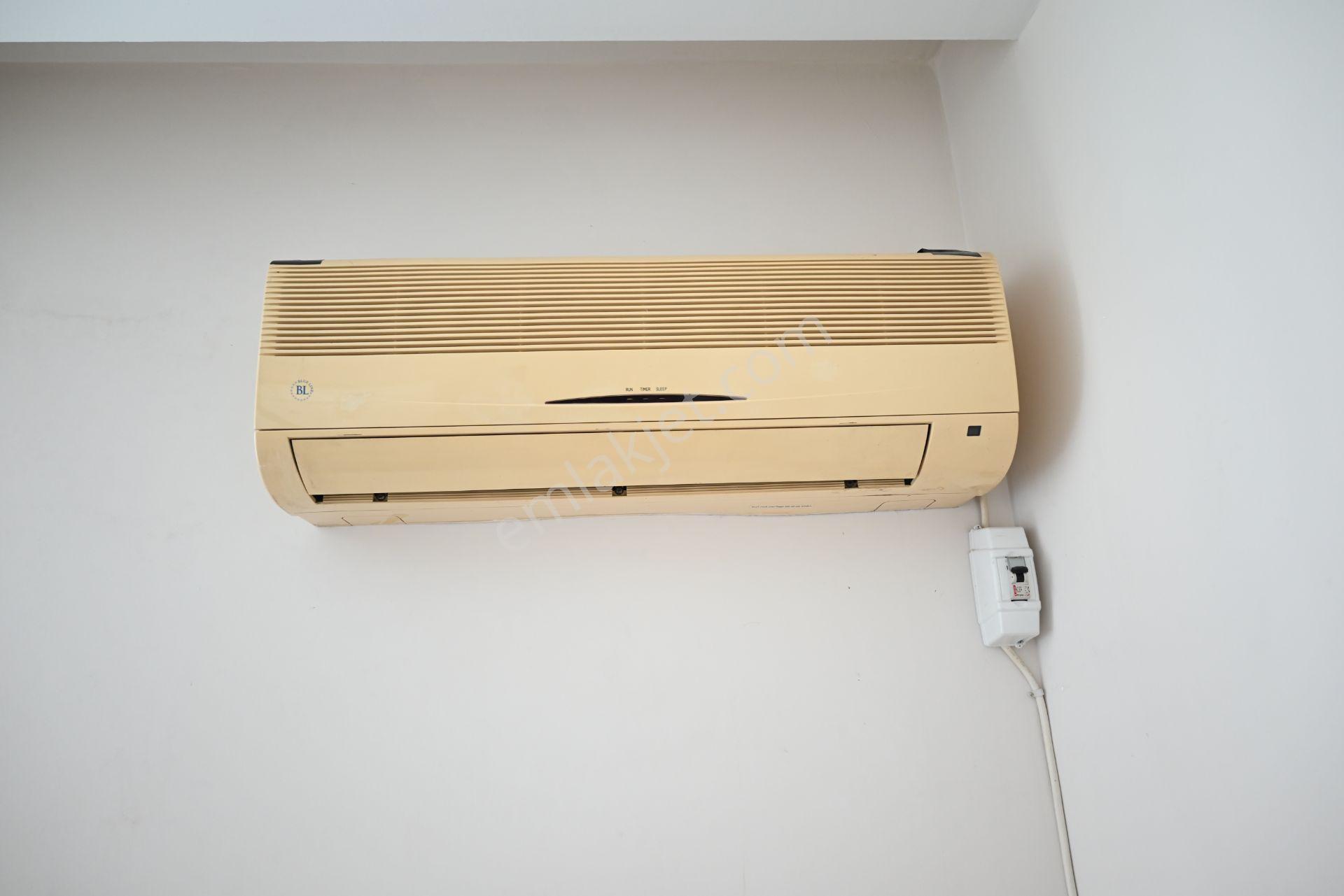 Üstünkent'ten Çiftlikköy'de Kiralık 1+1 Full Eşyalı Ferah Daire - Görsel 32