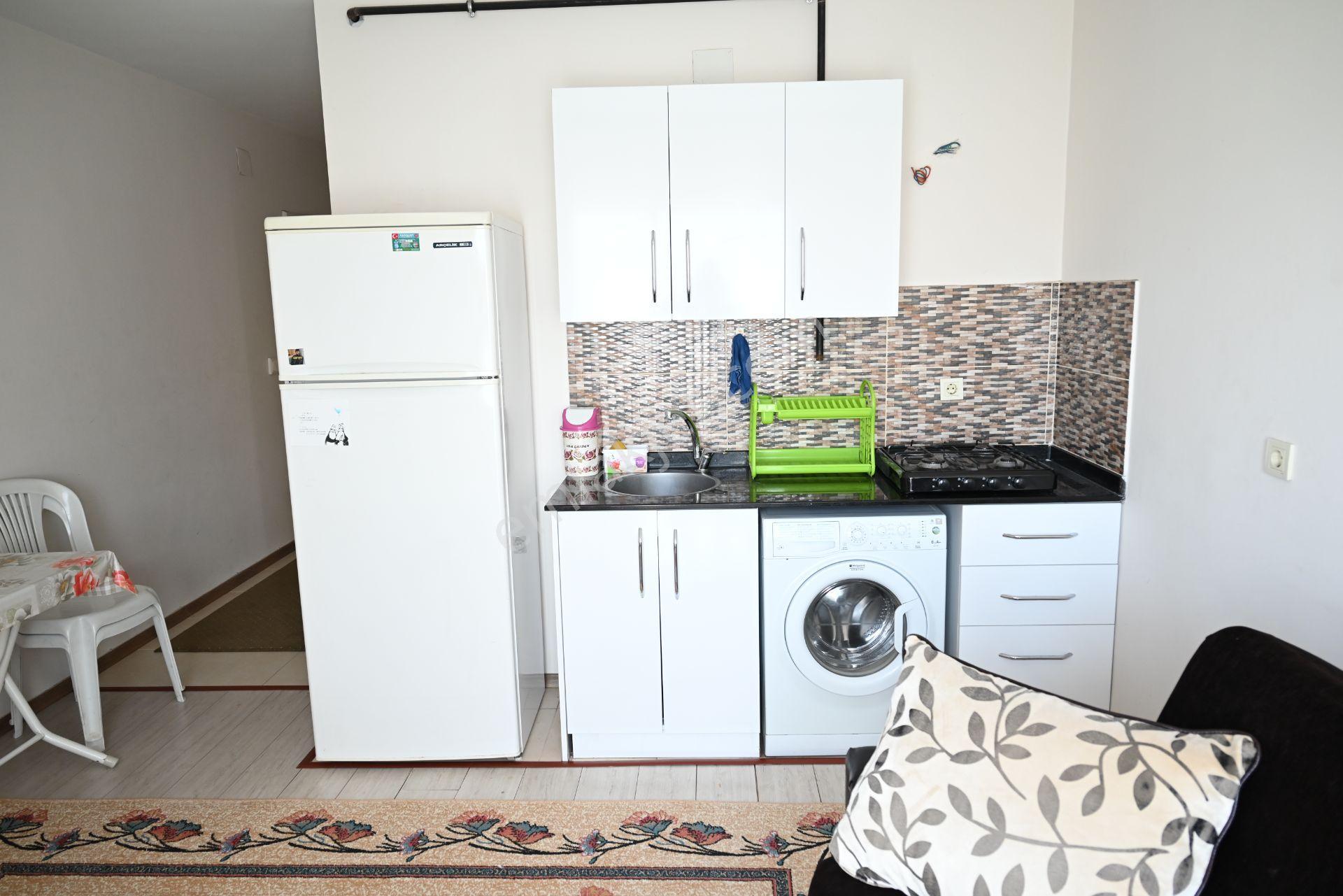 Üstünkent'ten Çiftlikköy'de Kiralık 1+1 Full Eşyalı Ferah Daire - Görsel 2