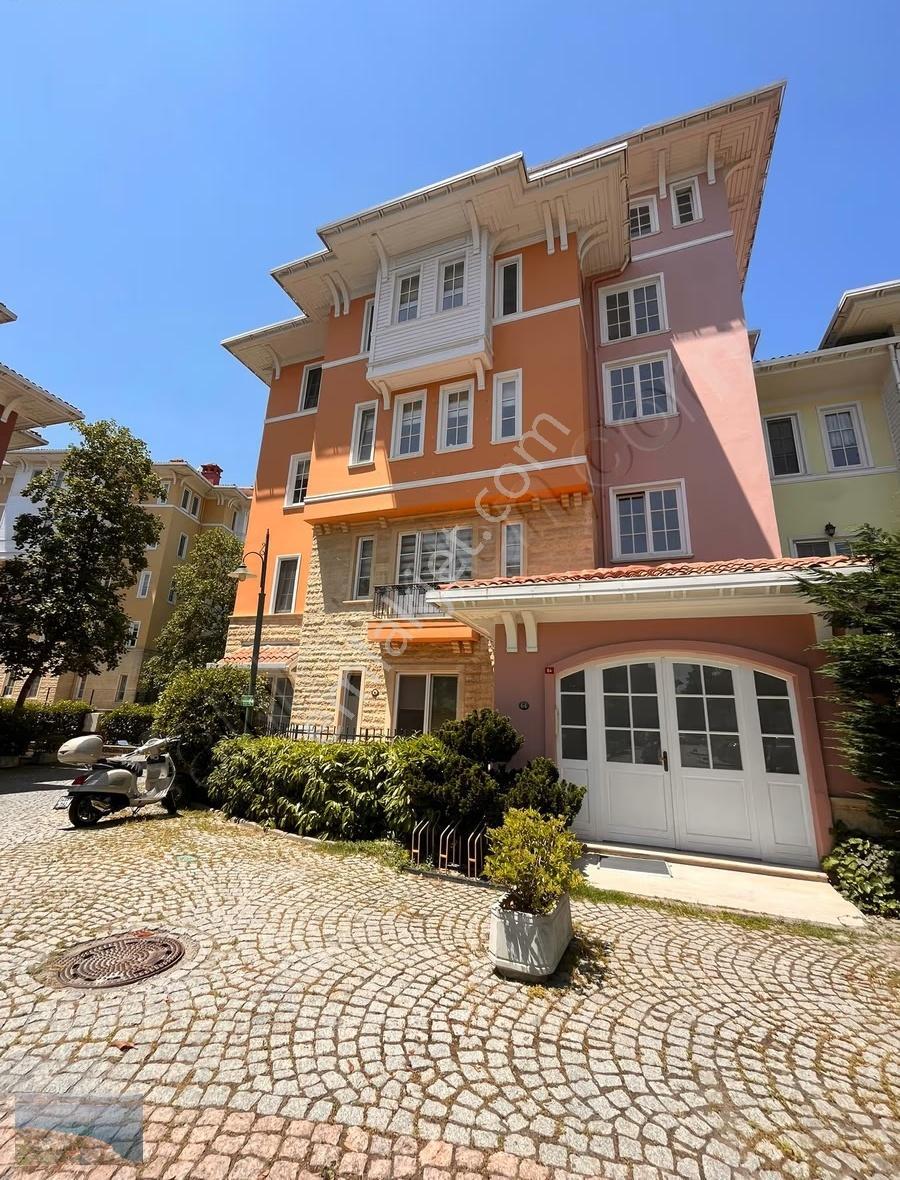 Kw'dan Kemer Country Kemer Boyunda Göl Manzaralı Teraslı 3+1 - Görsel 14
