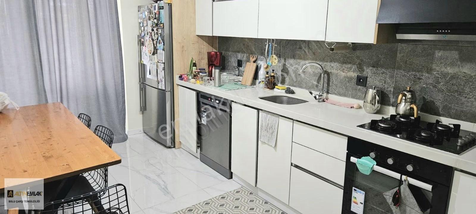 Kılıçarslan Mahallesi'nde Garajlı Ve Asansörlü Kiralık 3+1 Daire - Görsel 2