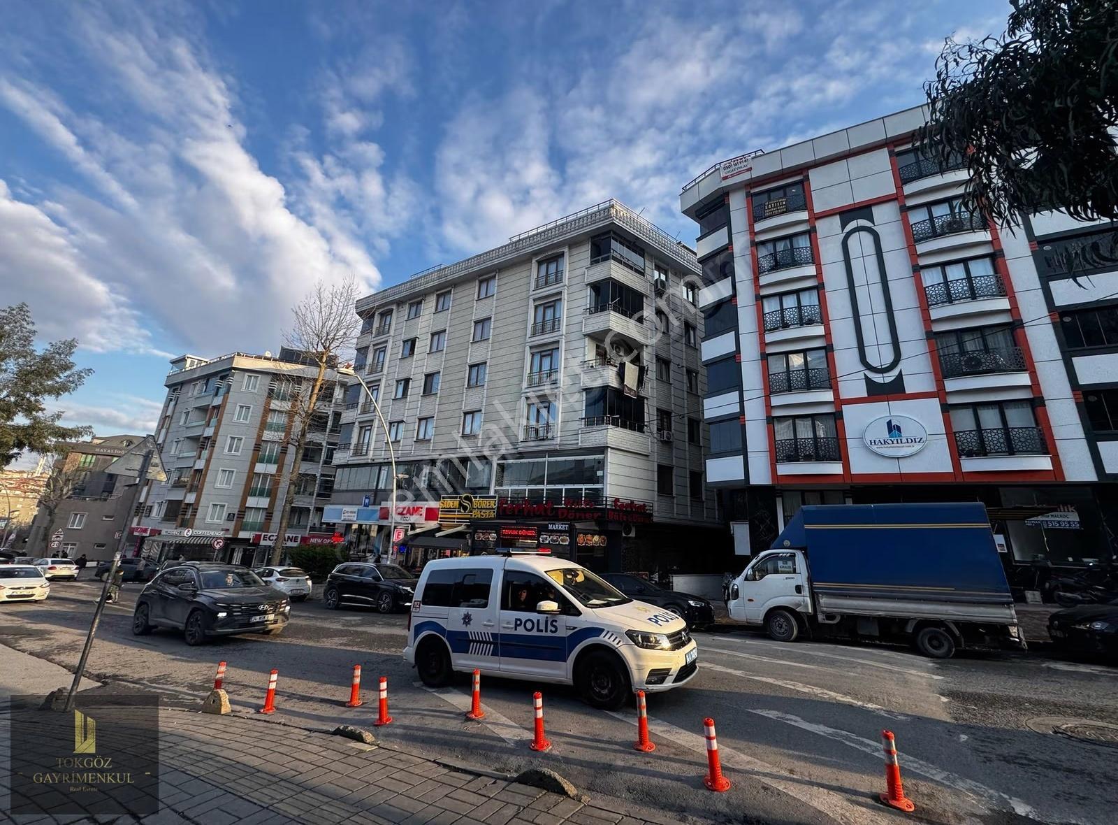 Bahçelievler Devlet Hastanesi Karşısı 300m2 Sıfır Binada Dükkan - Görsel 4