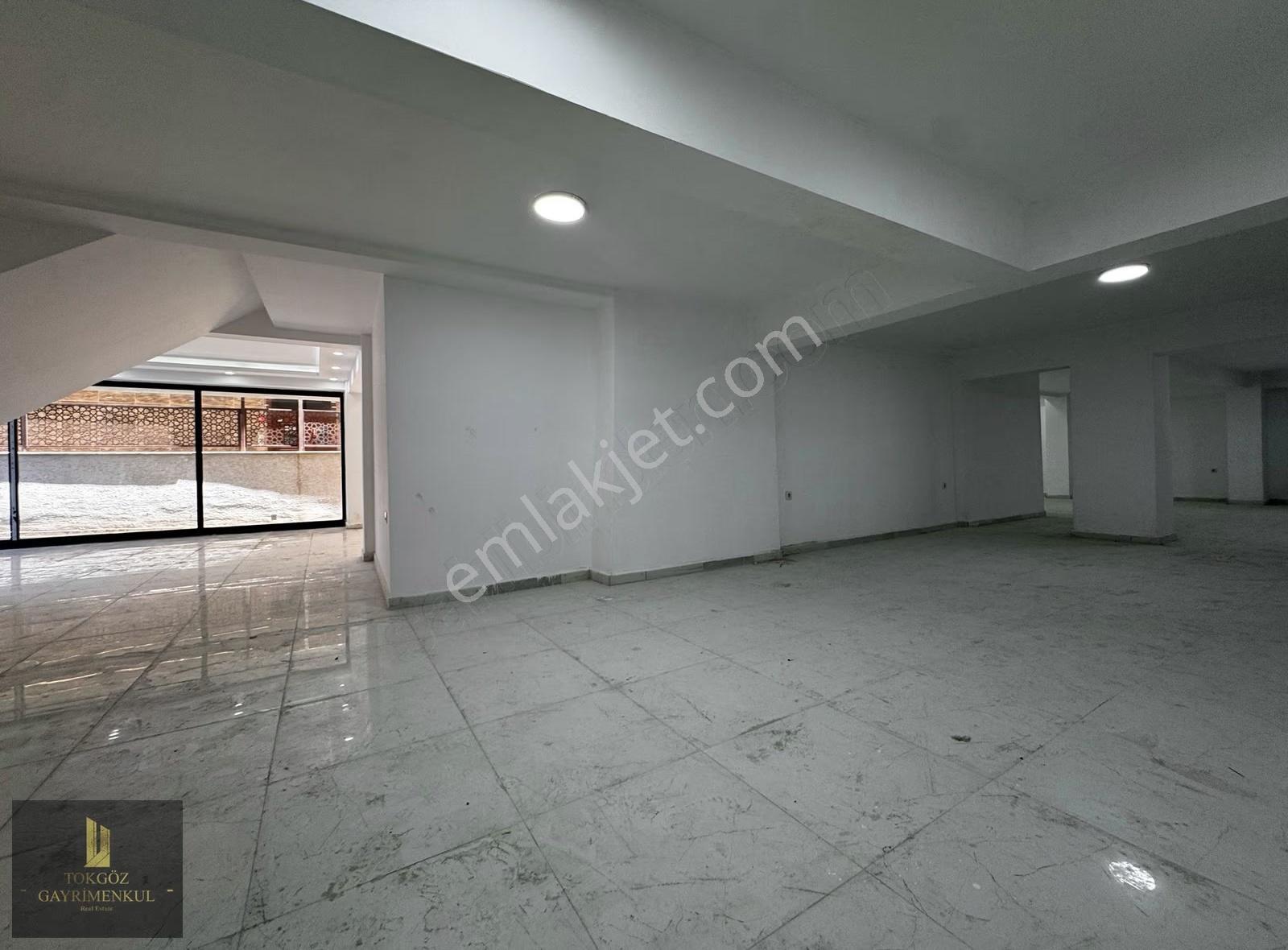 Bahçelievler Devlet Hastanesi Karşısı 300m2 Sıfır Binada Dükkan - Görsel 13