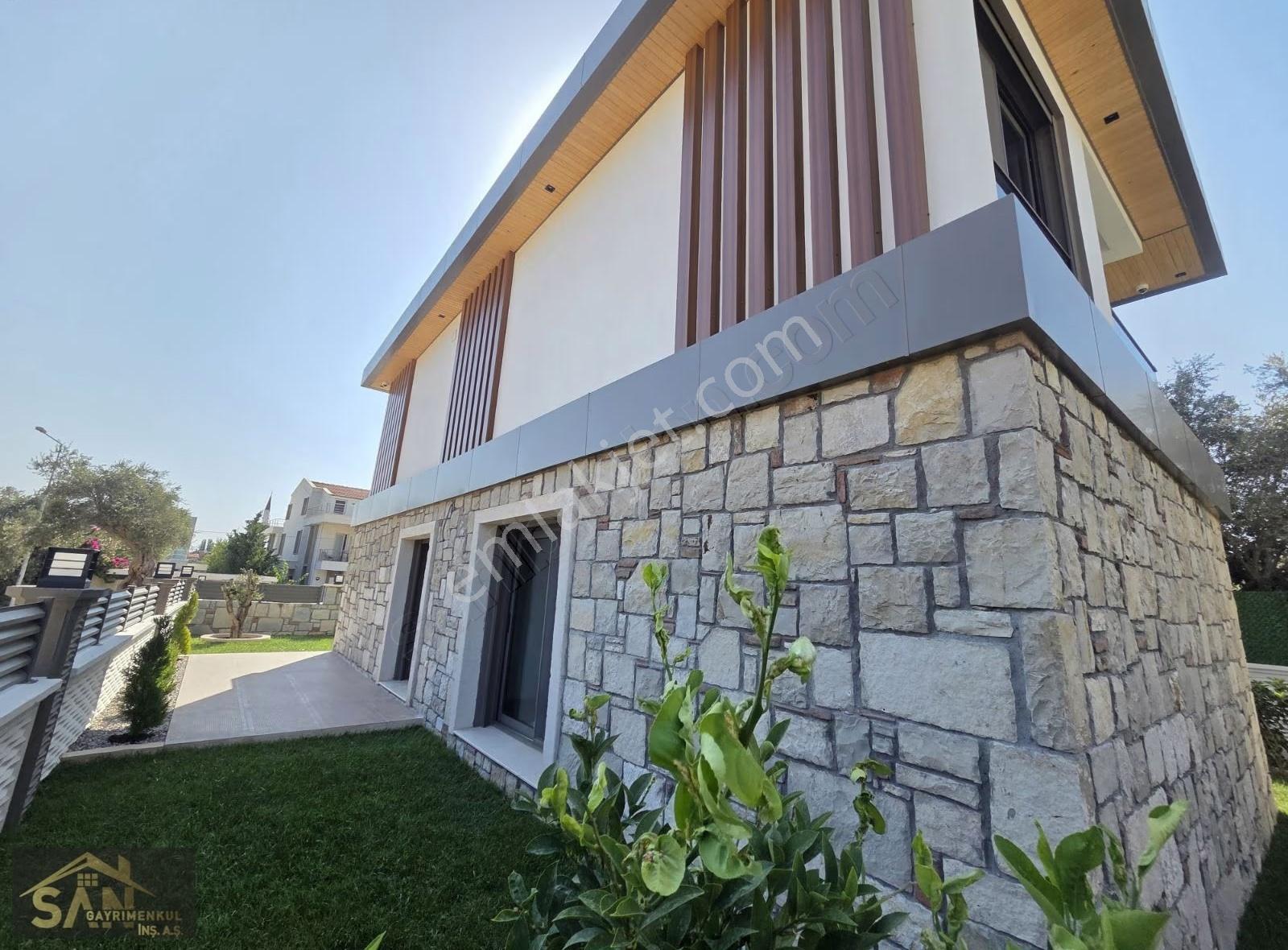 Urla Çeşmealtı Tam Müstakil Butik Site İçi Satılık Villa - Görsel 6