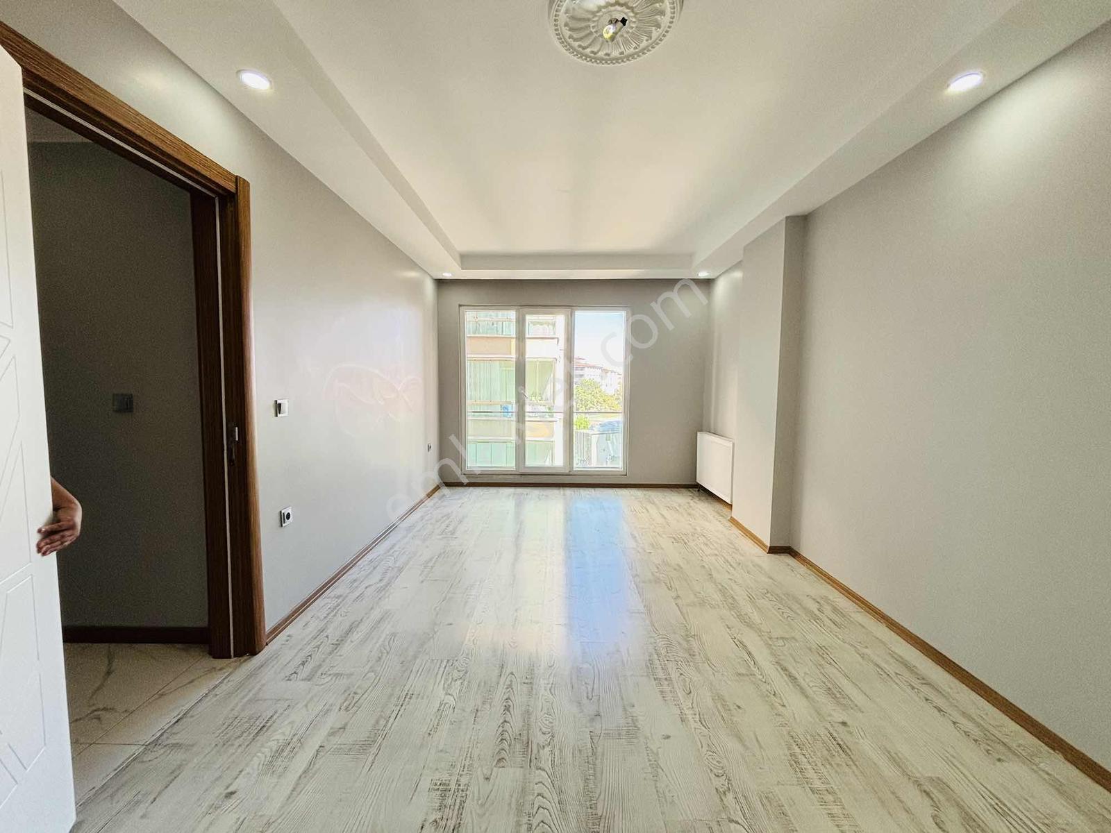 Güven'den Çerkezköyde Avm Arkasında Havuzlu Sitede Kiralık 3+1 - Görsel 31