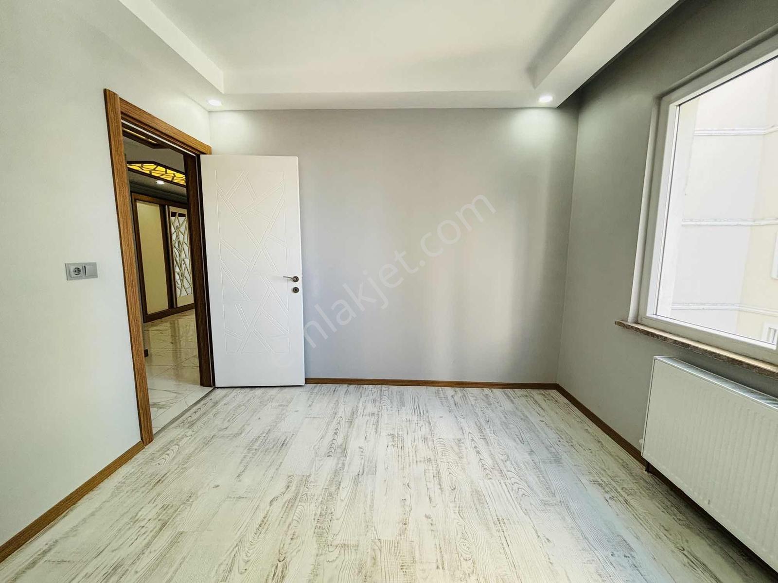 Güven'den Çerkezköyde Avm Arkasında Havuzlu Sitede Kiralık 3+1 - Görsel 9