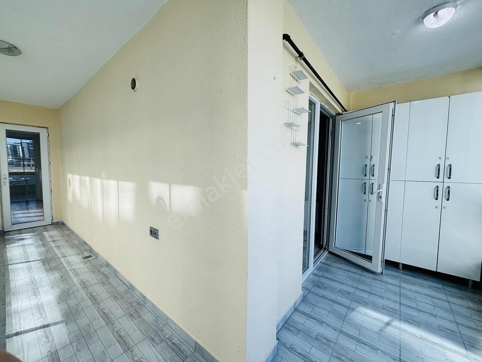Güven'den Çerkezköyde Avm Arkasında Havuzlu Sitede Kiralık 3+1 - Görsel 25