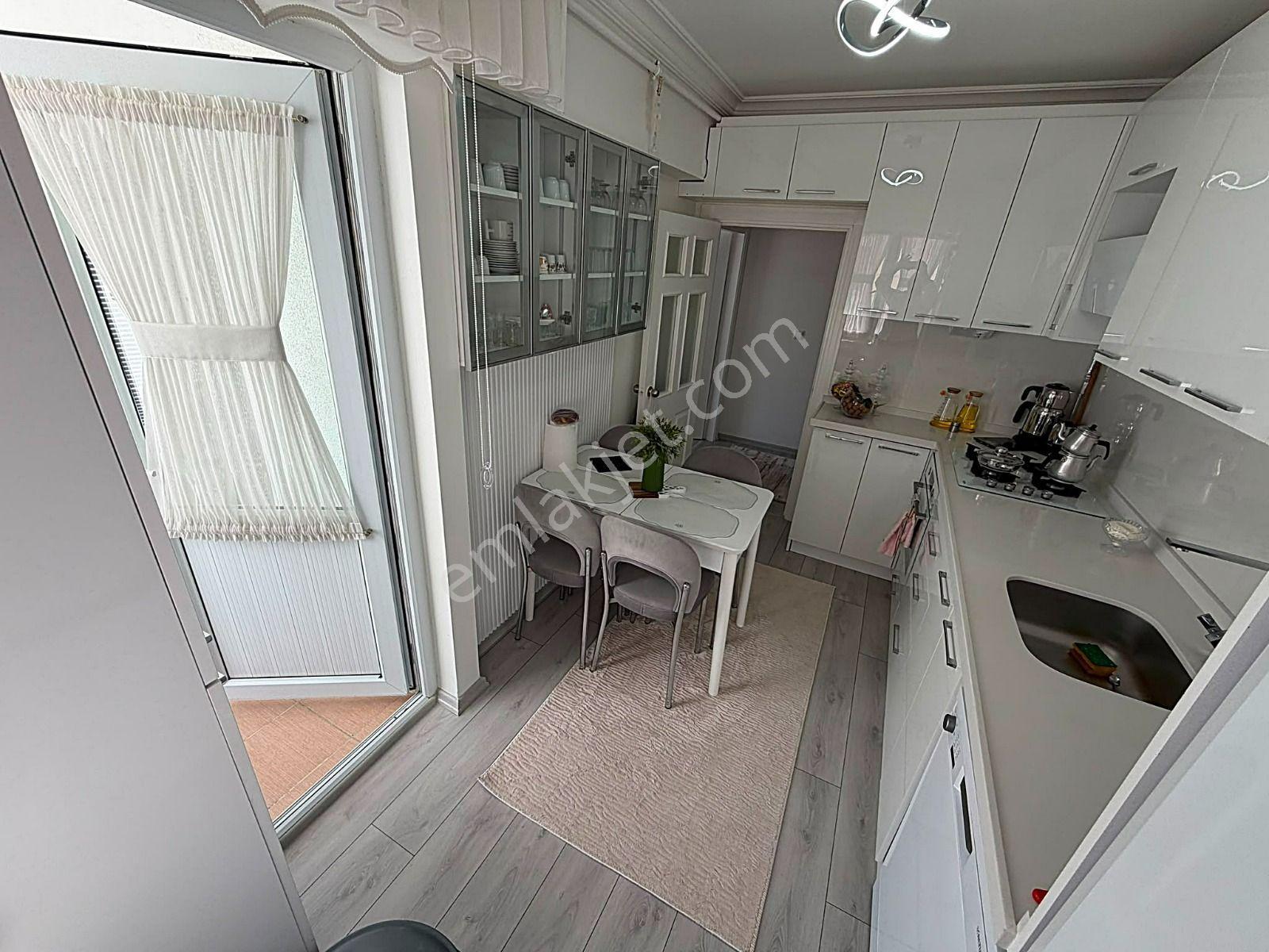 Hayla'den Pınaebaşı Mh'de 3+1 Katta Asansörlü Fırsat Daire!! - Görsel 11