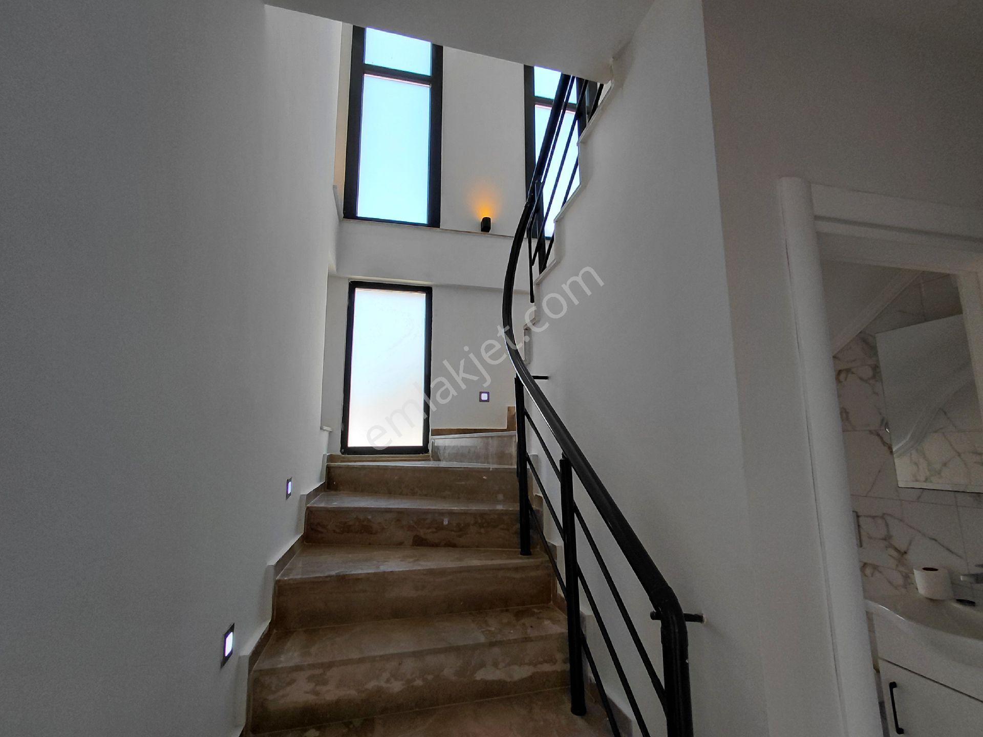 Didim Akbük Garden Life Site İçinde Ful Deniz Manzaralı Villa - Görsel 10