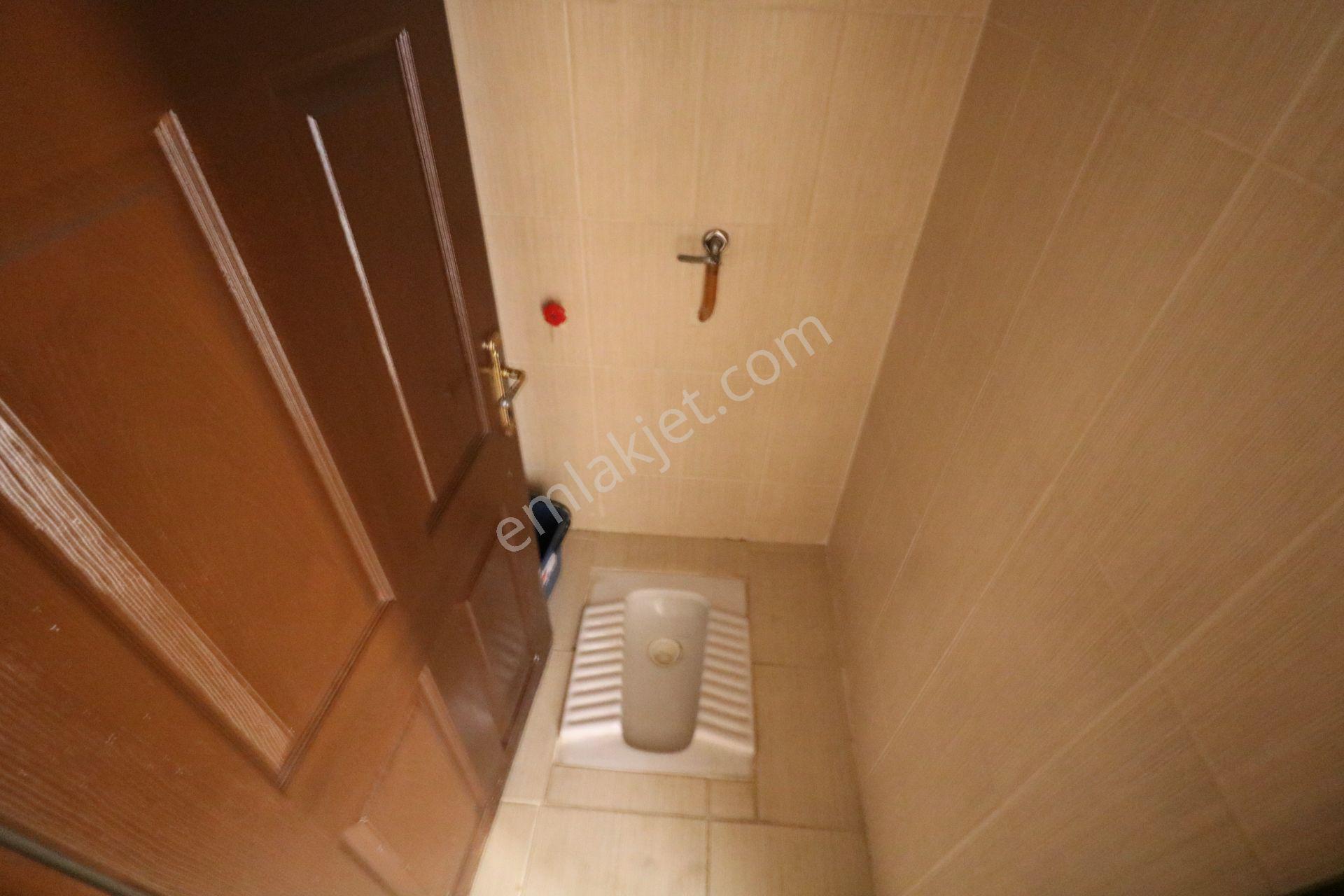 Emre Emlaktan Ahi Mesut Bulv Yanı Arakat Asansörlü Kiralık 3+1 Daire - Görsel 28