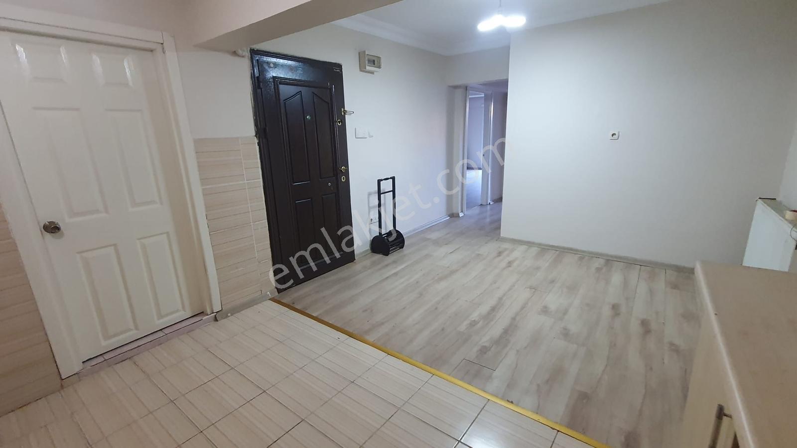 İçerenköy Muhtarlık Çivarı Uygun Fiyat Keyifli Bahçe Katı - Görsel 16