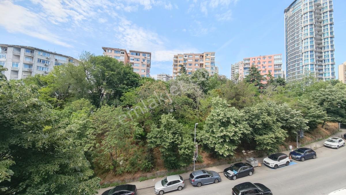 Gayrettepe Pazar Sokak Metro Yanı 4 + 1 Kat - Görsel 7