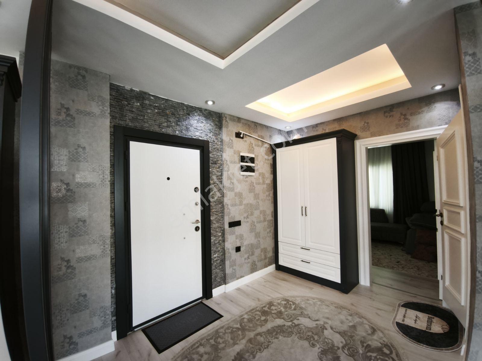 Soğucak'da Manzaralı Özel Yapım Villa - Görsel 19