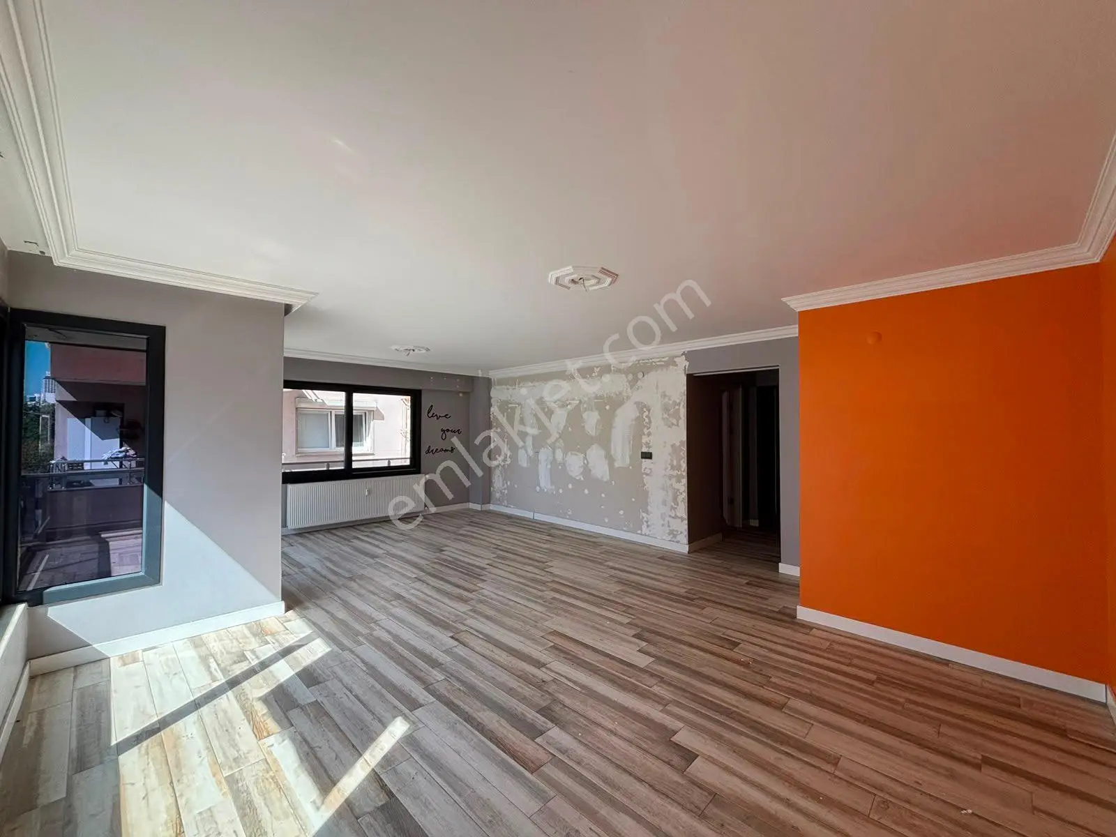 Alsancak Şair Eşref’te 1.kat 3+1 Otoparklı Kiralık İşyeri/mua. - Görsel 3