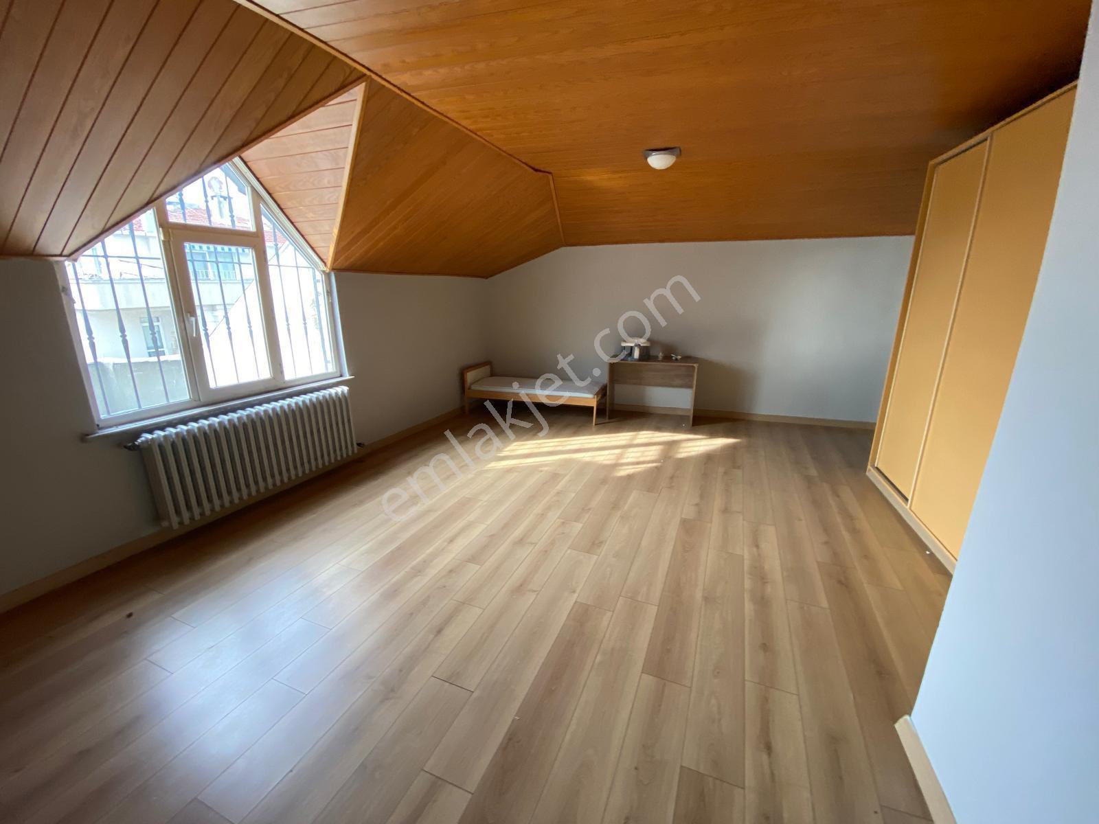 Denizköşkler’de 5+2 Deniz Manzaralı 280m2 Kiralık Asansörlü Bakımlı Dublex Daire - Görsel 27