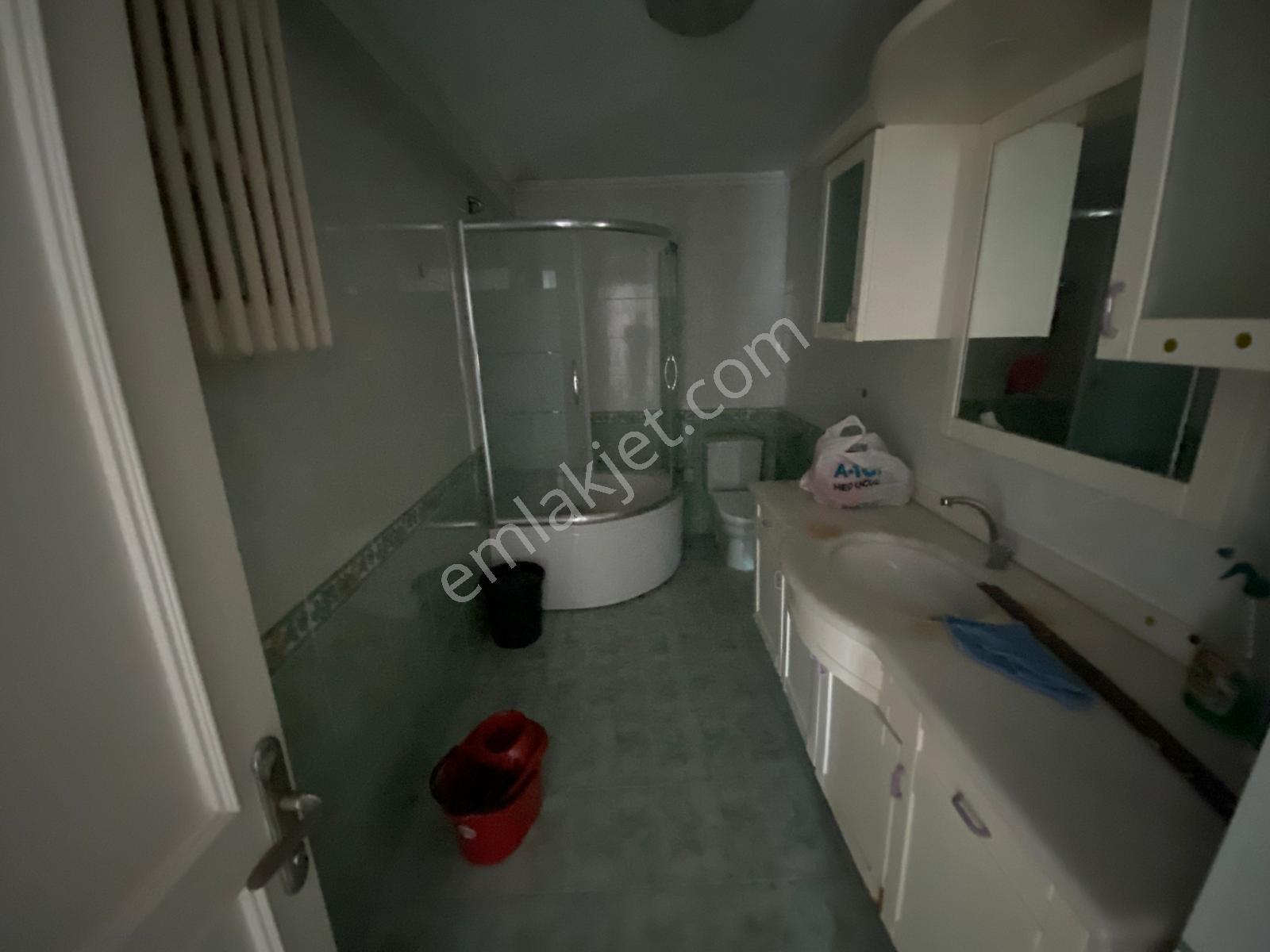 Denizköşkler’de 5+2 Deniz Manzaralı 280m2 Kiralık Asansörlü Bakımlı Dublex Daire - Görsel 25