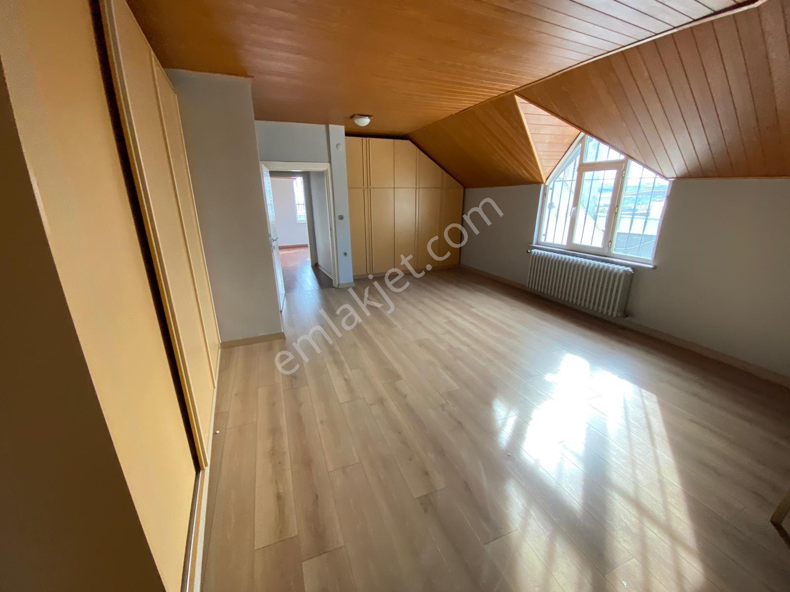 Denizköşkler’de 5+2 Deniz Manzaralı 280m2 Kiralık Asansörlü Bakımlı Dublex Daire - Görsel 28