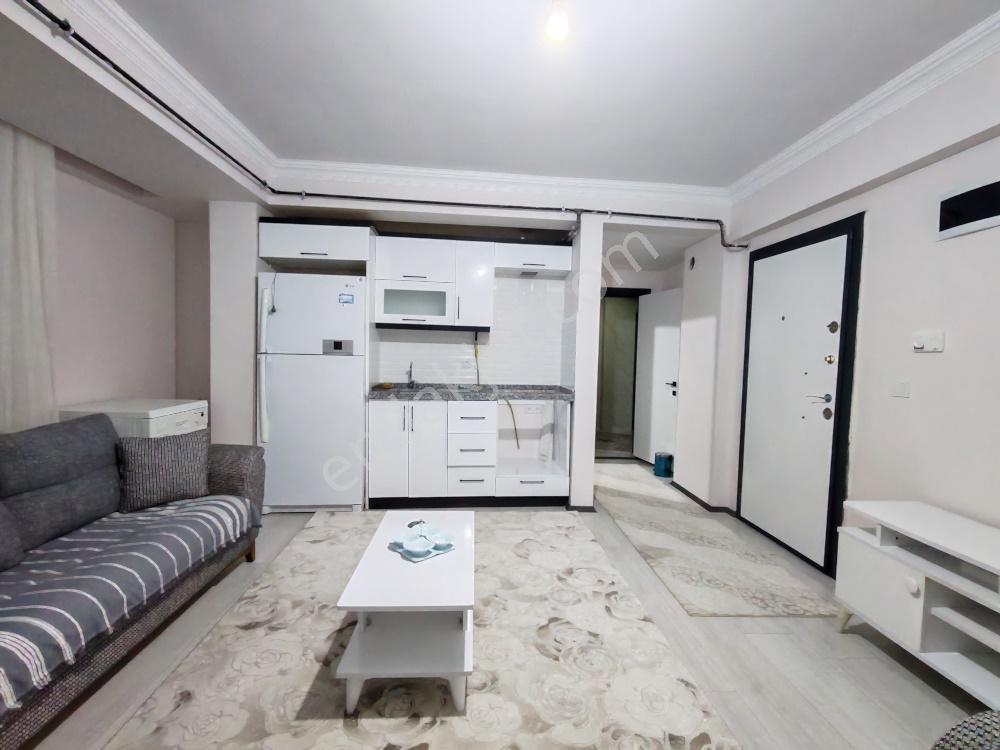 Merkezi Konumda Yeni Binada Eşyalı Ferah 1+1 Kiralık Daire - Görsel 2