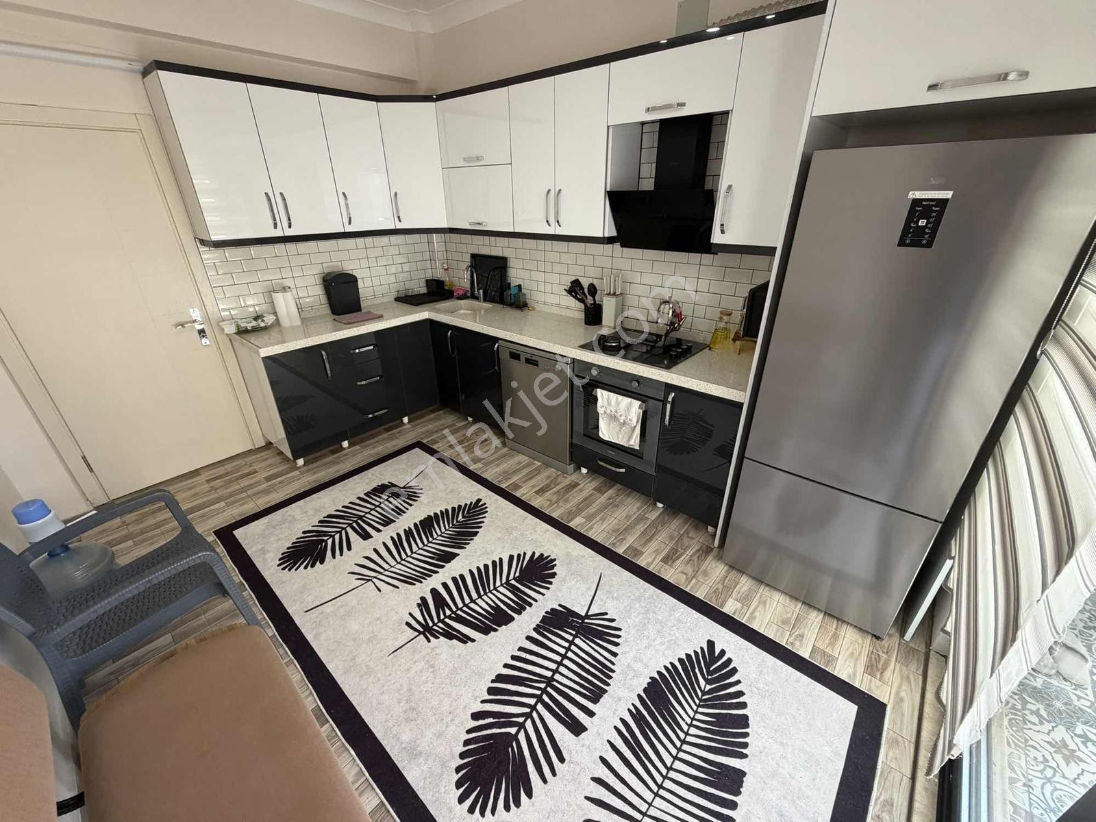 Onmax Bahçelievler'de Satılık 2+1 120m2 Ara Kat Doğalgazlı Daire - Görsel 9