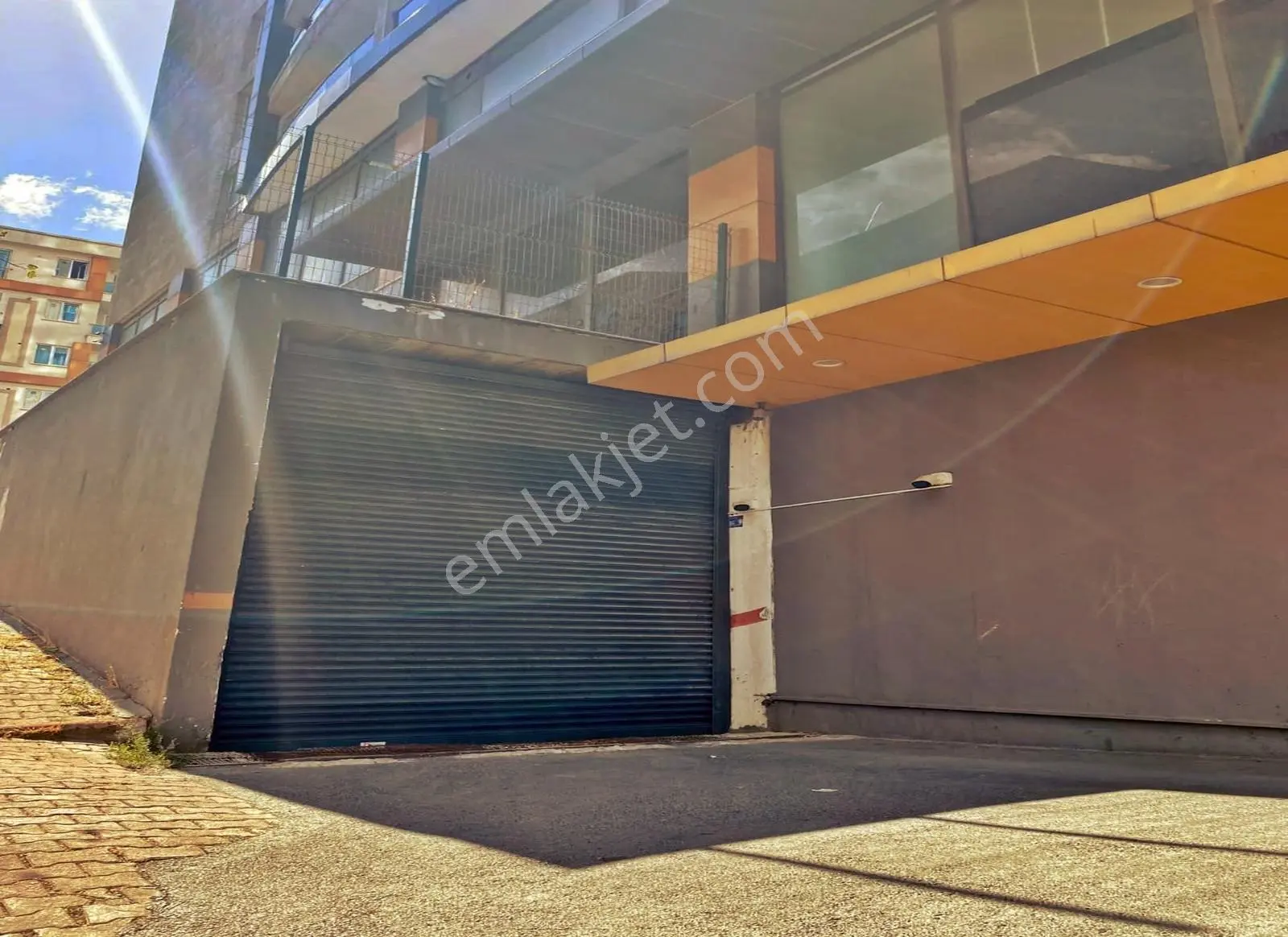 Metrobüse Yürüme Mesafesinde Site İçinde Kiralık 1+1 Daire! - Görsel 2