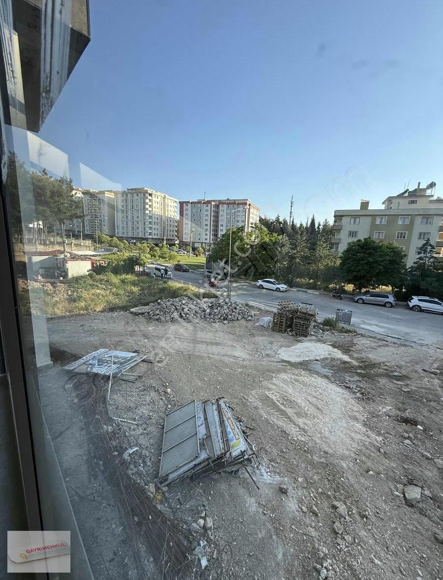 Üniversite Bölgesi Satılık Köşe Başı Dükkan - Görsel 9