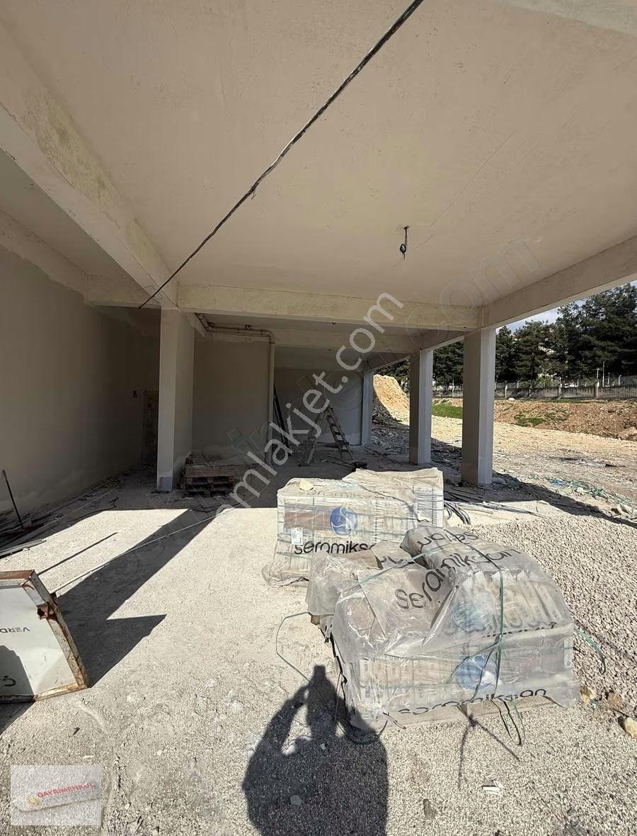 Üniversite Bölgesi Kiralık Çift Cephe Dükkan - Görsel 9