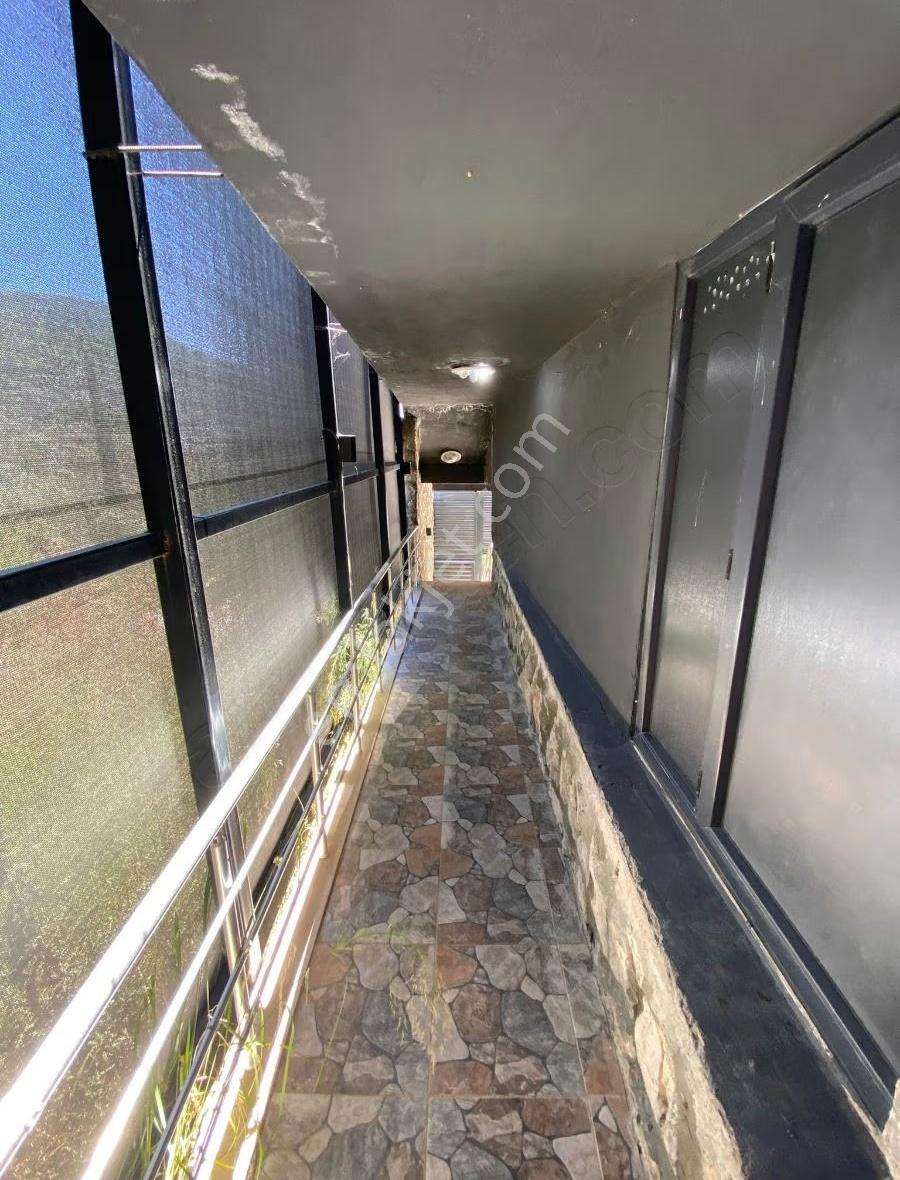 Fethiye Patlangıç'da Muhteşem Manzaralı 2+1 Havuzlu Taş Villa - Görsel 8