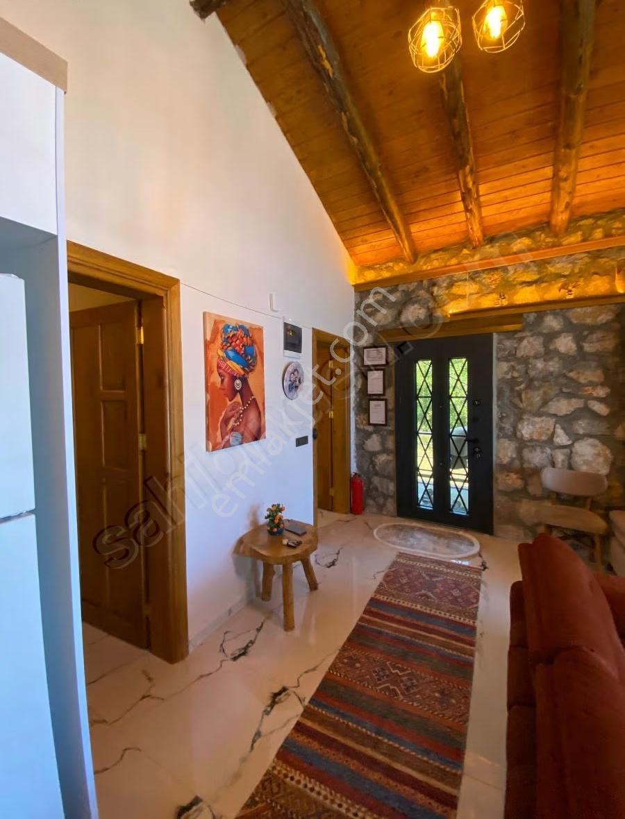 Fethiye Patlangıç'da Muhteşem Manzaralı 2+1 Havuzlu Taş Villa - Görsel 9