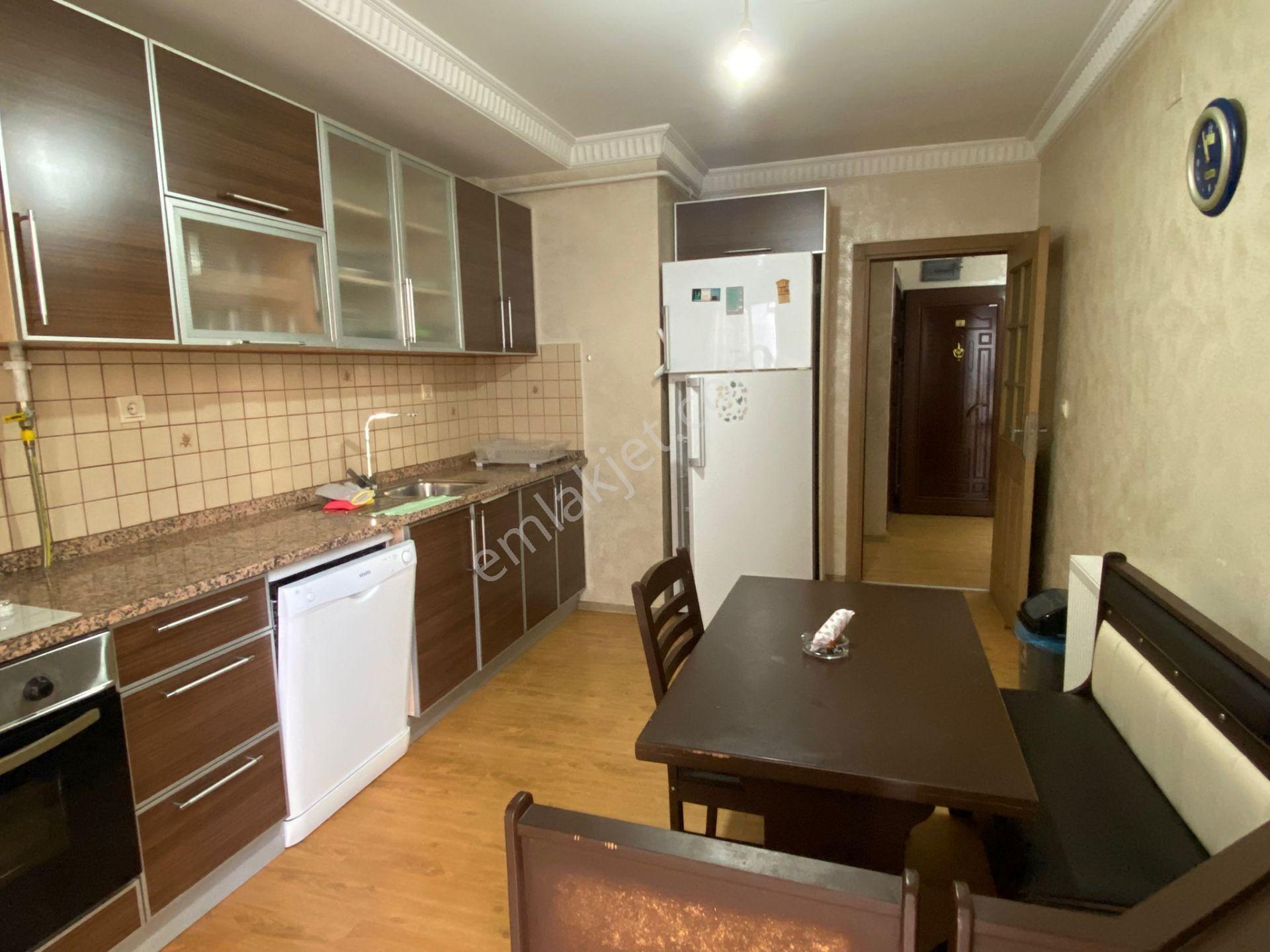 Adana Çukurova Yurt Mahallesinde Türkan Saylan Parka Yakın Eşyalı Kiralık 3+1 Fırsat Daire - Görsel 14
