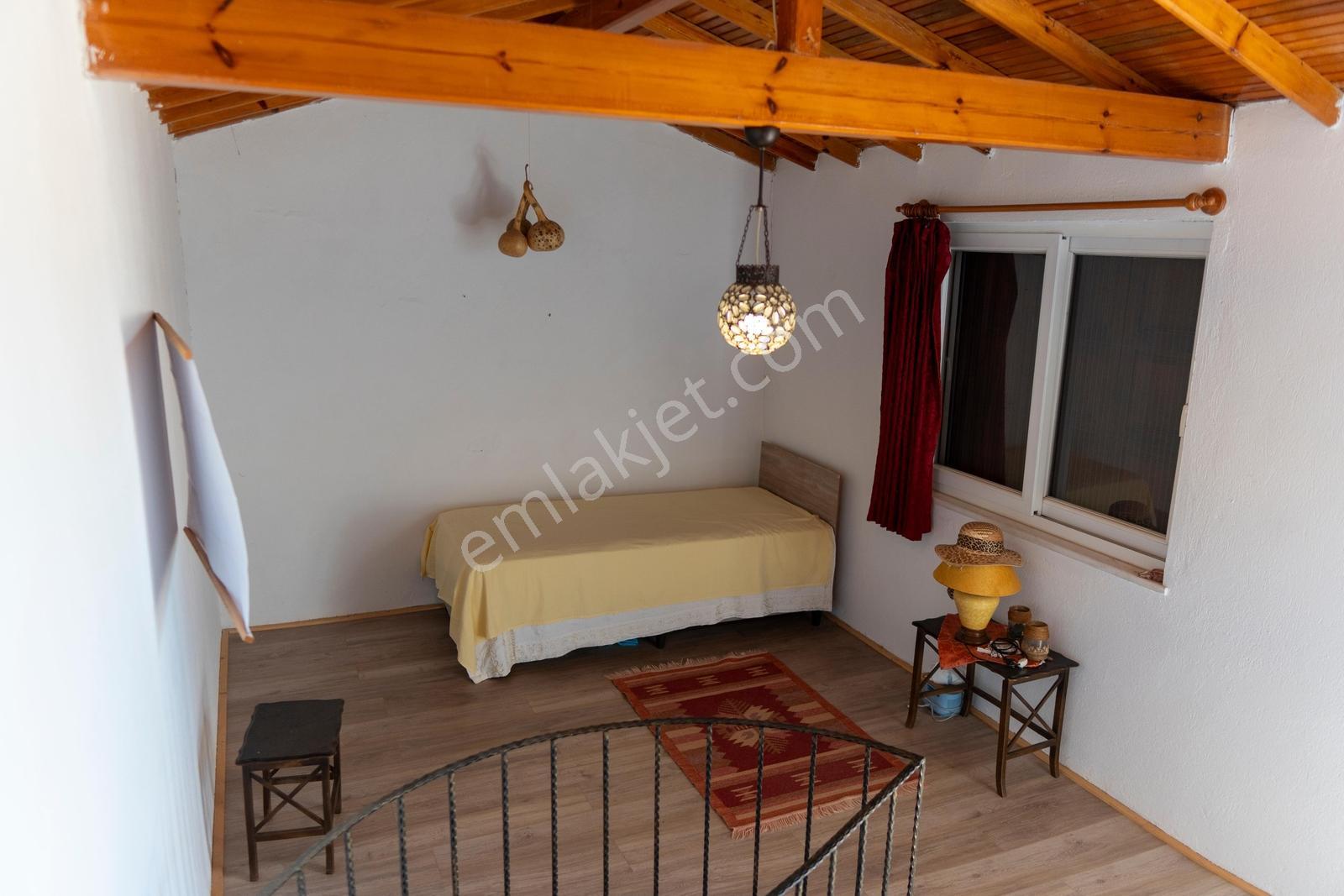 Beşparmak Dağları Ve Bafa Gölü Manzaralı Satılık Taş Ev - Görsel 10