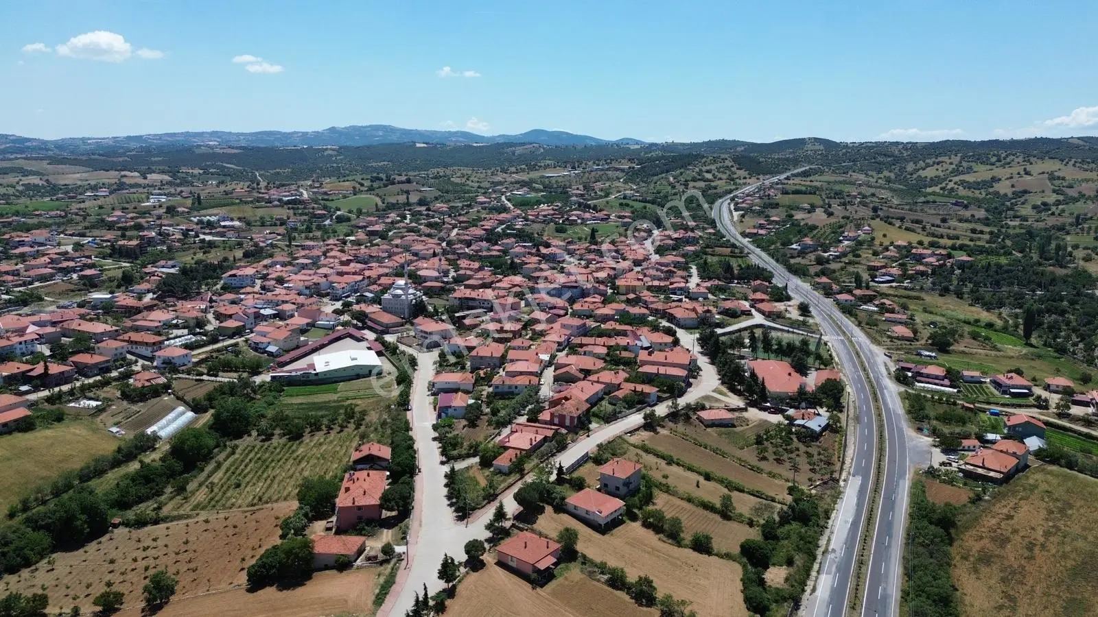 Eşme Alaşehir Yoluna Sıfır 4 Parça Yatırımlık Satılık Arsa - Görsel 2