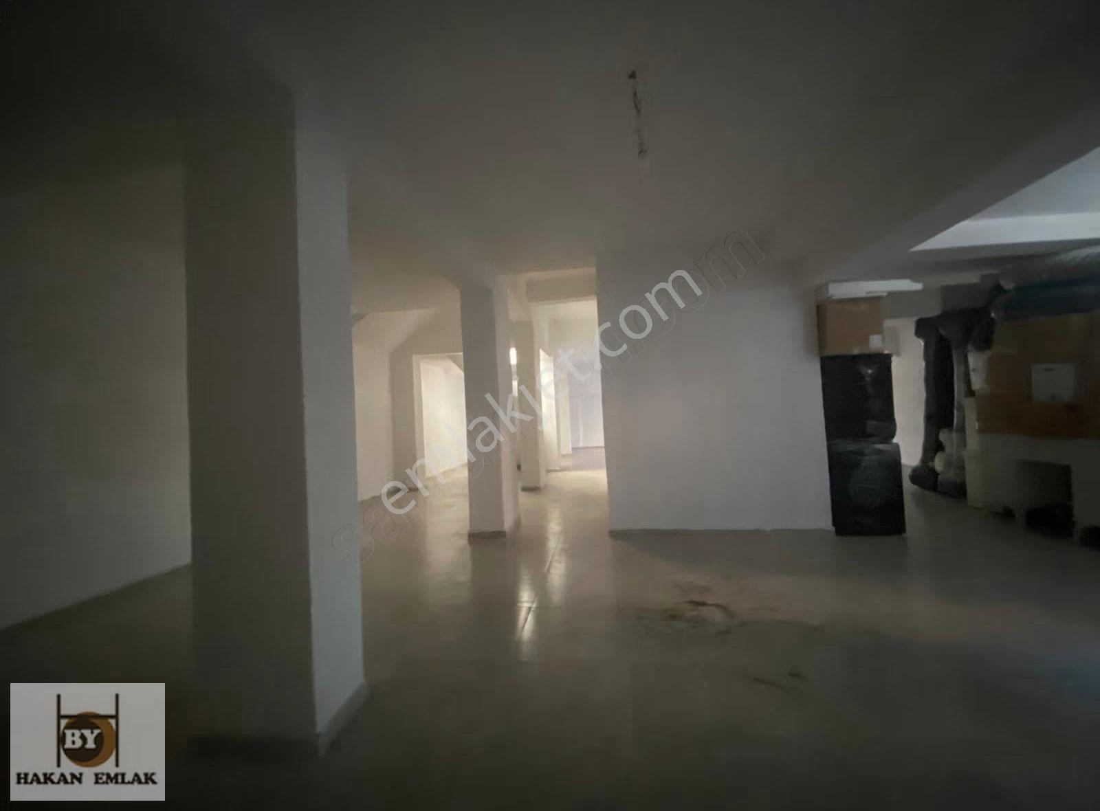 Güngören Haznedar'da Cadde Üstü Kiralık Depo 190m² - Görsel 5