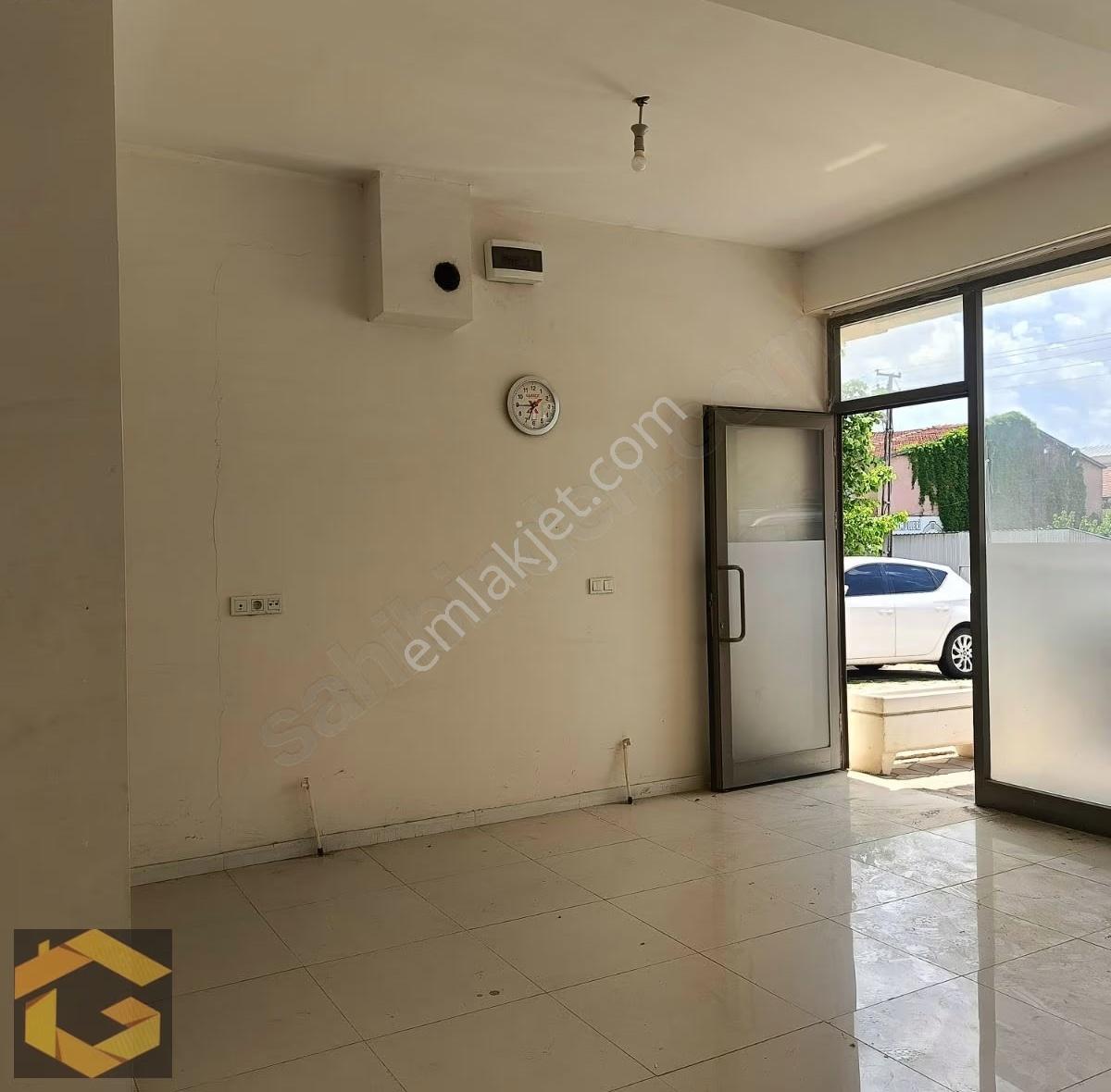Yıldıztepe'de Her İşe Uygun Cadde Üzeri Kiralık Dükkan - Görsel 21