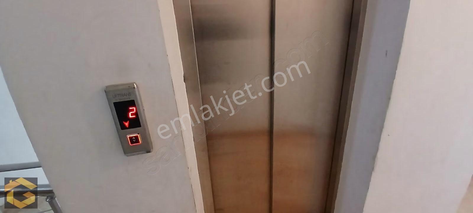 Yıldıztepe Merkezde Asansörlü 3+1 Daire - Görsel 11