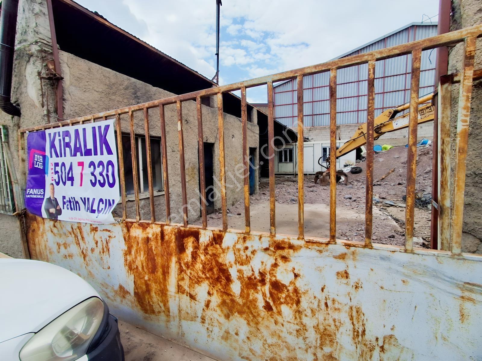 Hurdacılar Sitesinde Lojistik Avantajlı 550 M2 Kiralık Dükkan