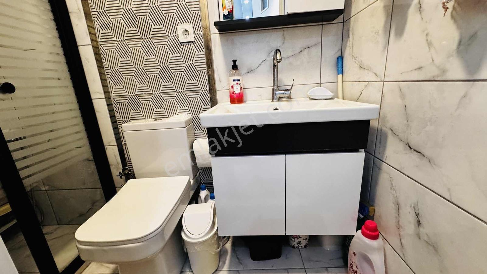 Çiğli Yakakent Sıfır Tadilatlı 2+1 Satılık Bahçe Katı Daire - Görsel 19