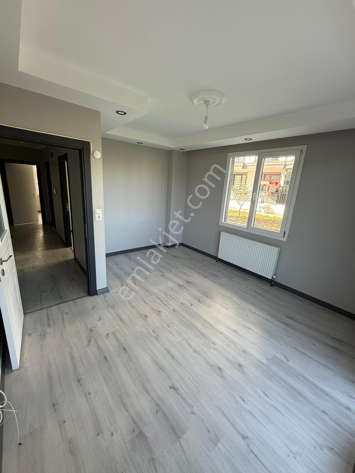 Büyükçekmece Kumburgaz Da Satılık 2+1 Giriş Kat Daire Yeni Bina - Görsel 2