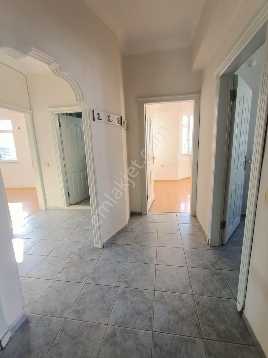 Antalya Konyaaltı Altınkum Merkezi Katta Kiralık 3+1 Daire - Görsel 23