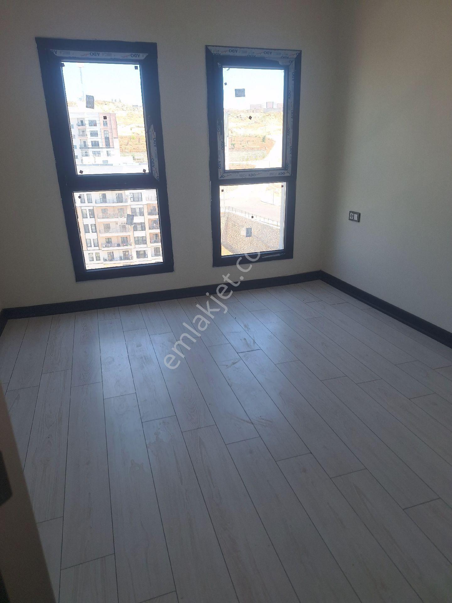 Ruha Emlak Kiralık Daire 3+1 5 Etap Kat