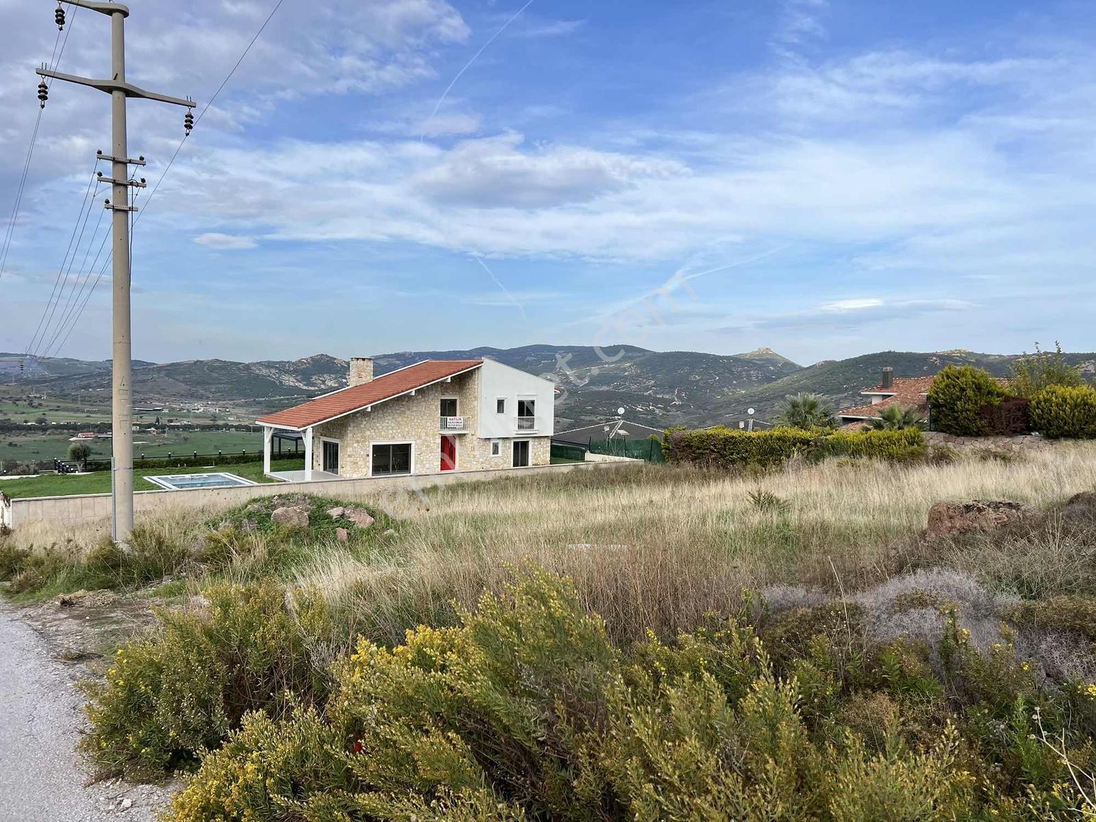 Eskifoça, Foçaköy Villalar Bölgesinde Satılık Villa Parseli - Görsel 4