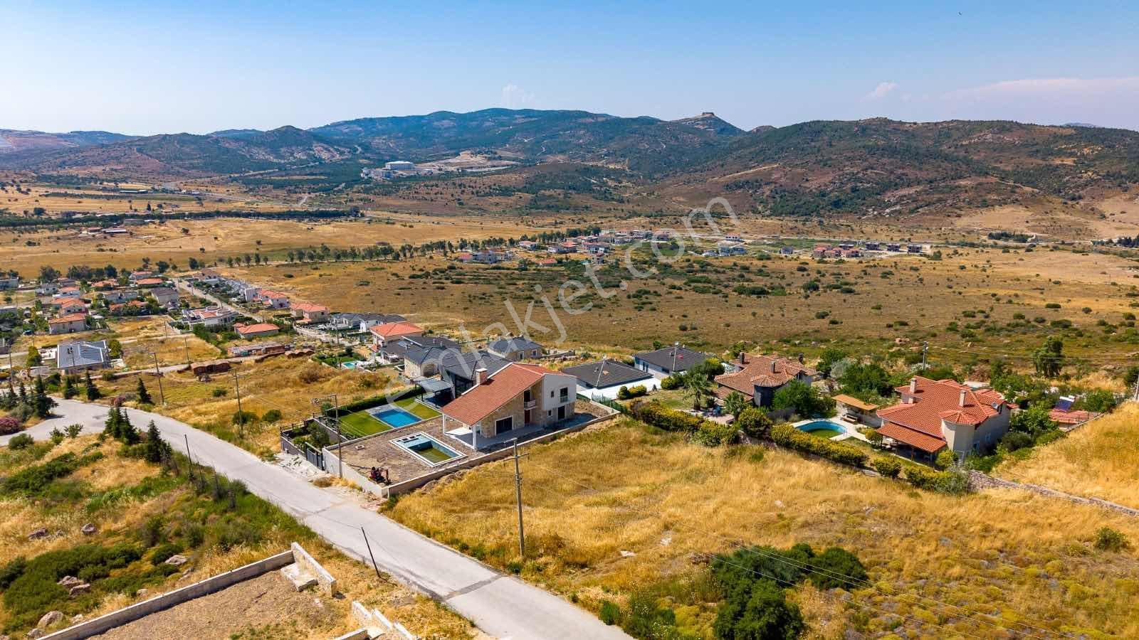 Eskifoça, Foçaköy Villalar Bölgesinde Satılık Villa Parseli - Görsel 23