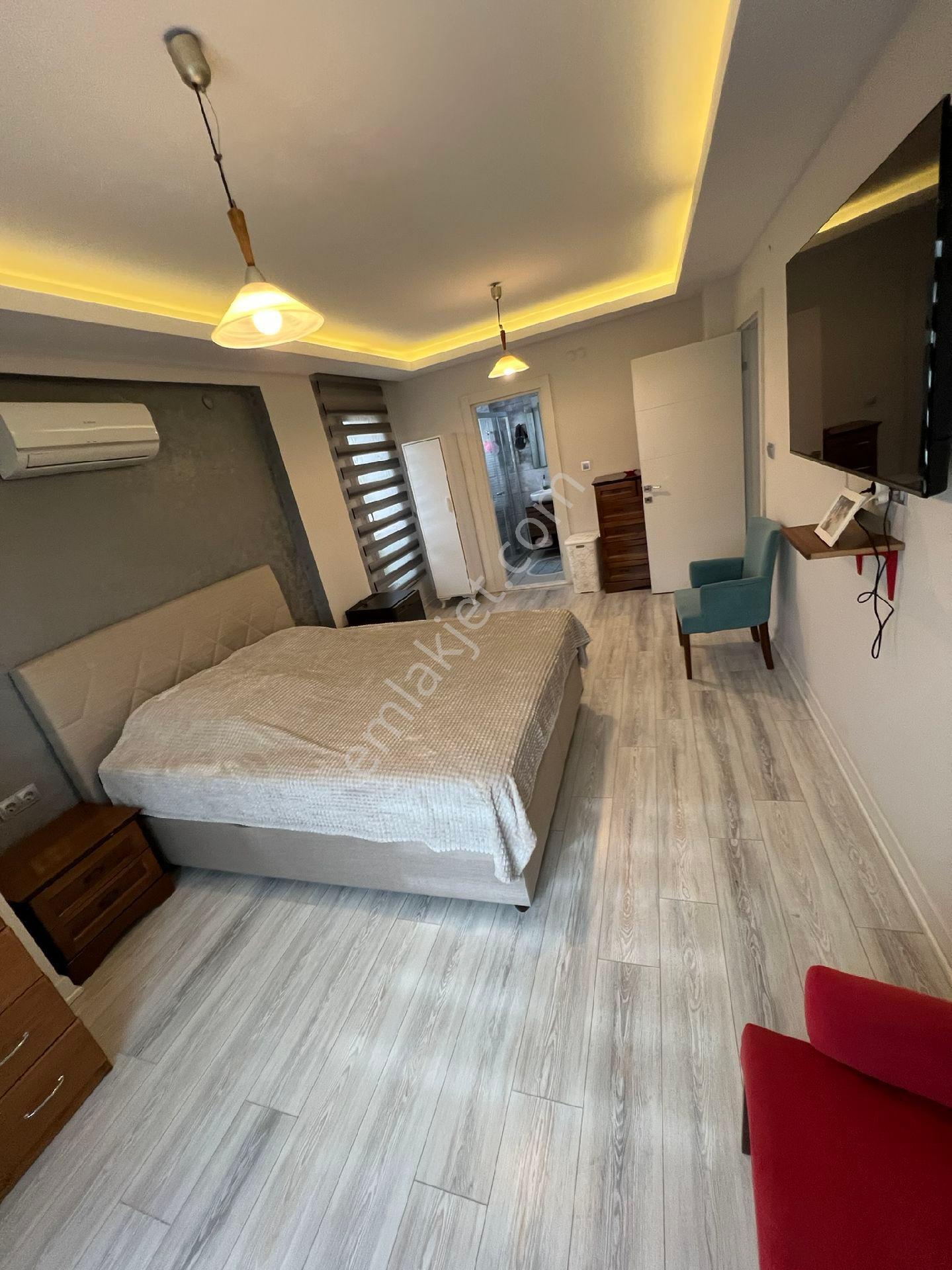 Kuşadası'nda Özel Havuzlu Müstakil 4+1 Villa - Görsel 26