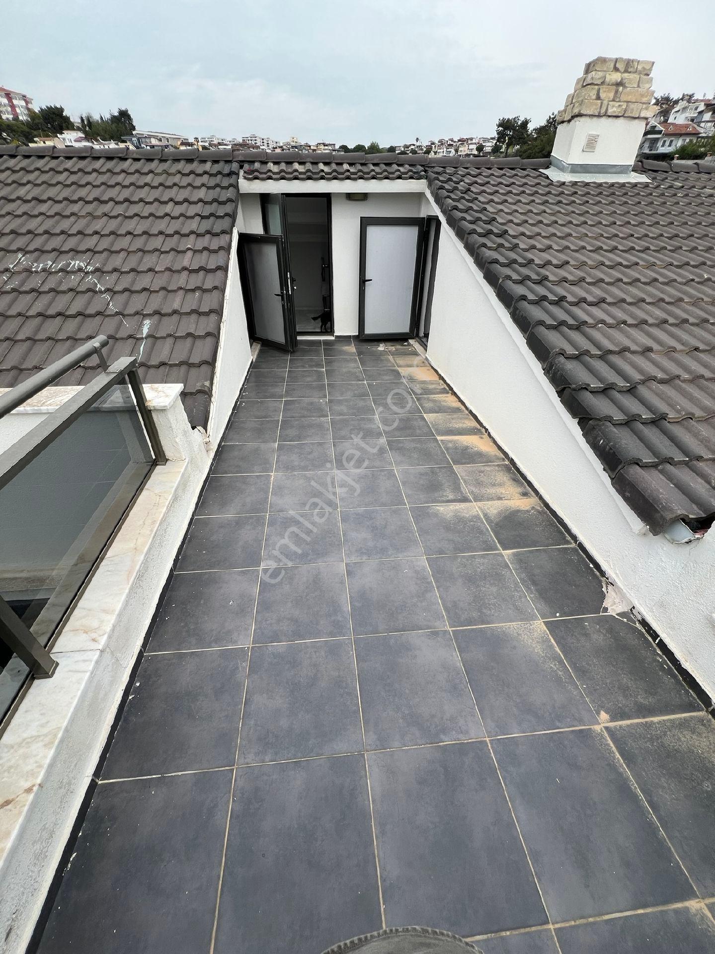 Kuşadası'nda Özel Havuzlu Müstakil 4+1 Villa - Görsel 40