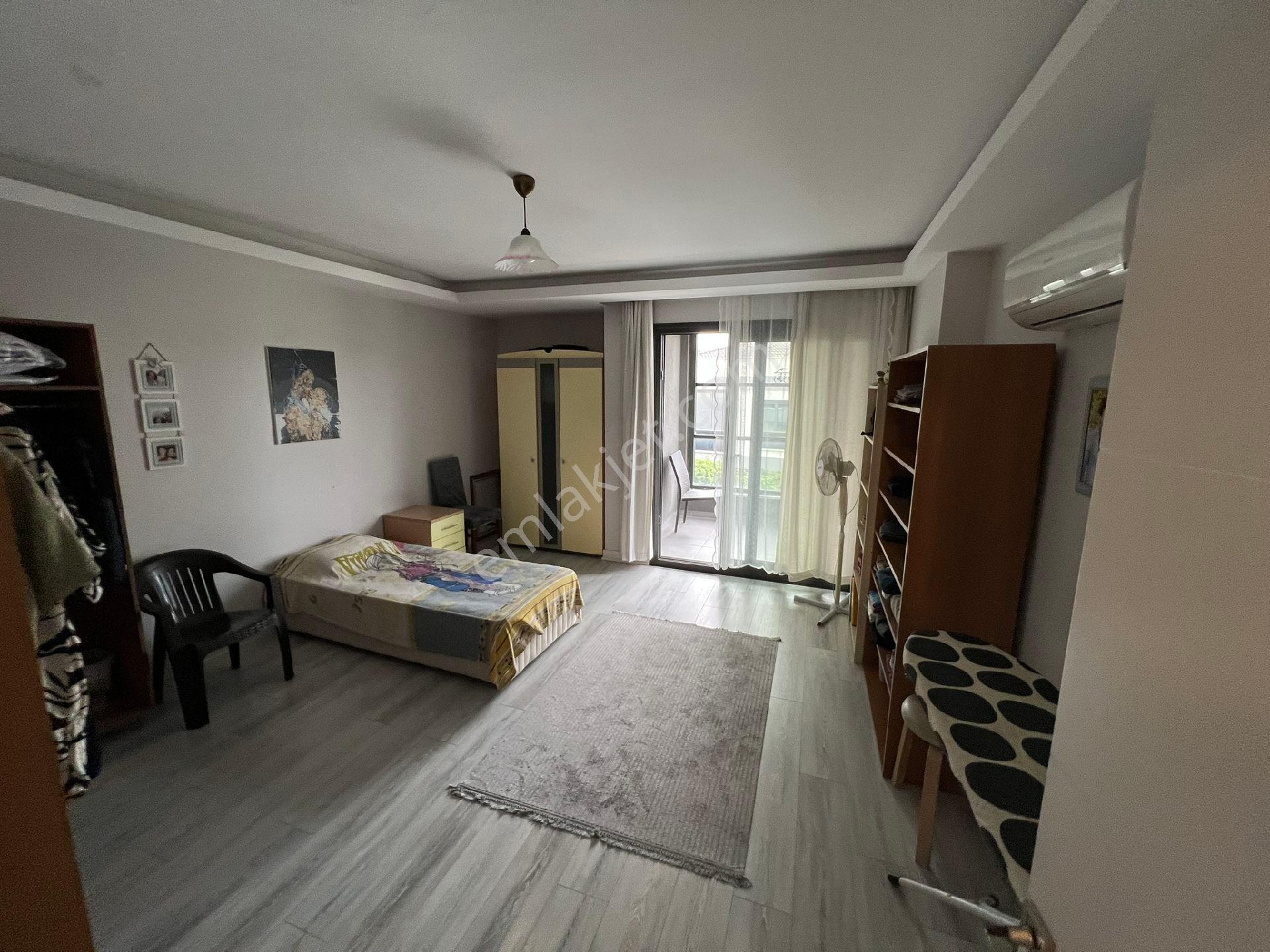 Kuşadası'nda Özel Havuzlu Müstakil 4+1 Villa - Görsel 34