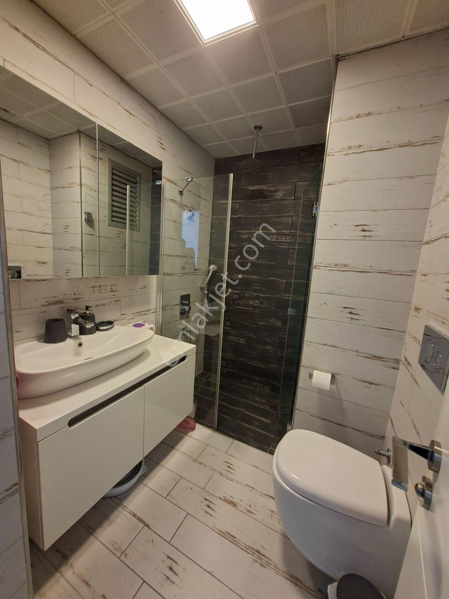 Bornova Avcılar Effect'te Kiralık Ultra Lüx Full Eşyalı 7/24 Güvenlik K/a Otopark Havuz - Görsel 12
