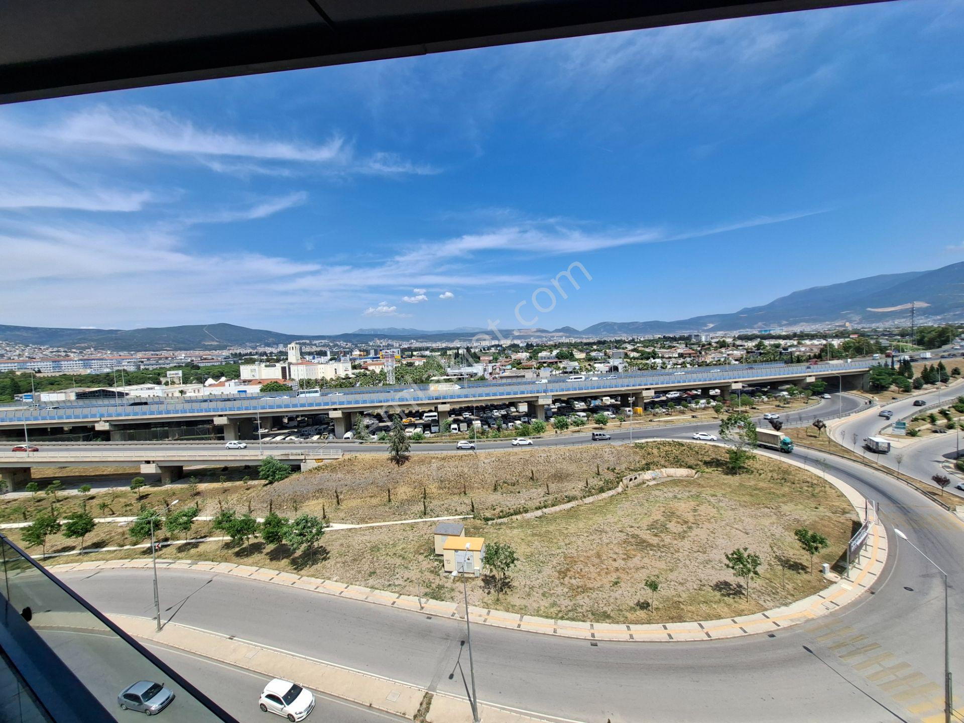 Bornova Avcılar Effect'te Kiralık Ultra Lüx Full Eşyalı 7/24 Güvenlik K/a Otopark Havuz - Görsel 9
