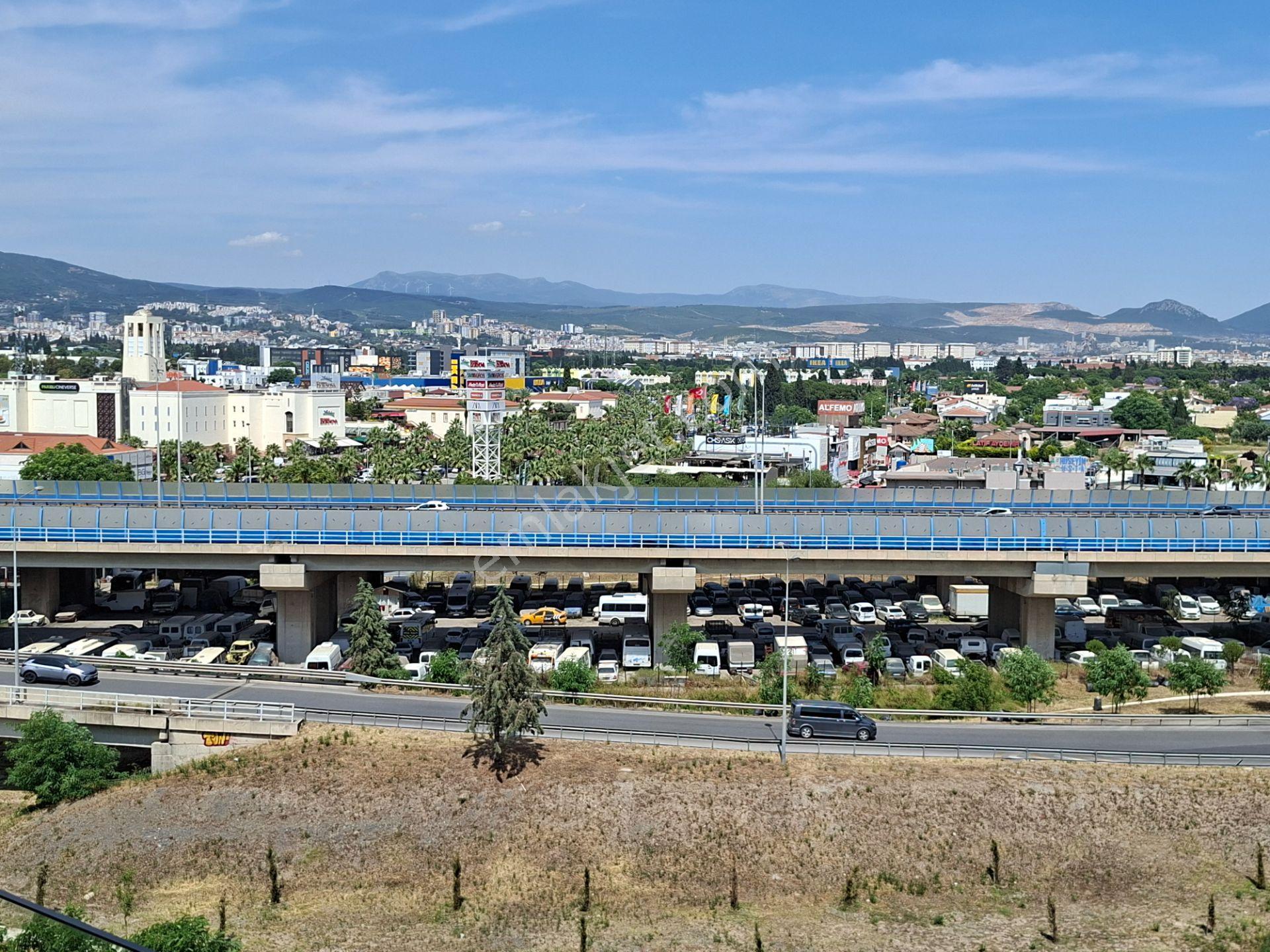 Bornova Avcılar Effect'te Kiralık Ultra Lüx Full Eşyalı 7/24 Güvenlik K/a Otopark Havuz - Görsel 22